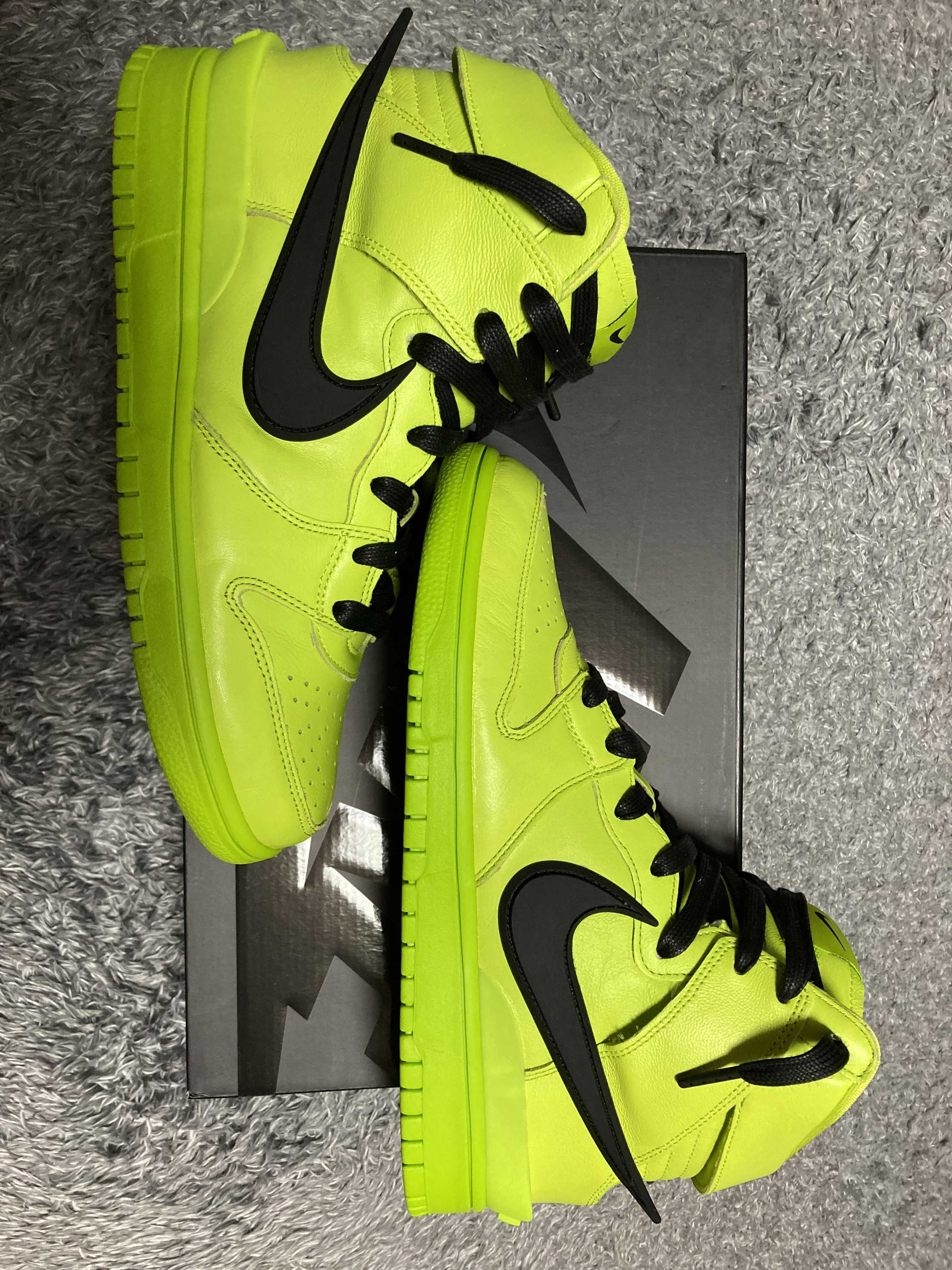 AMBUSH × NIKE DUNK HIGH "FLASH LIME"