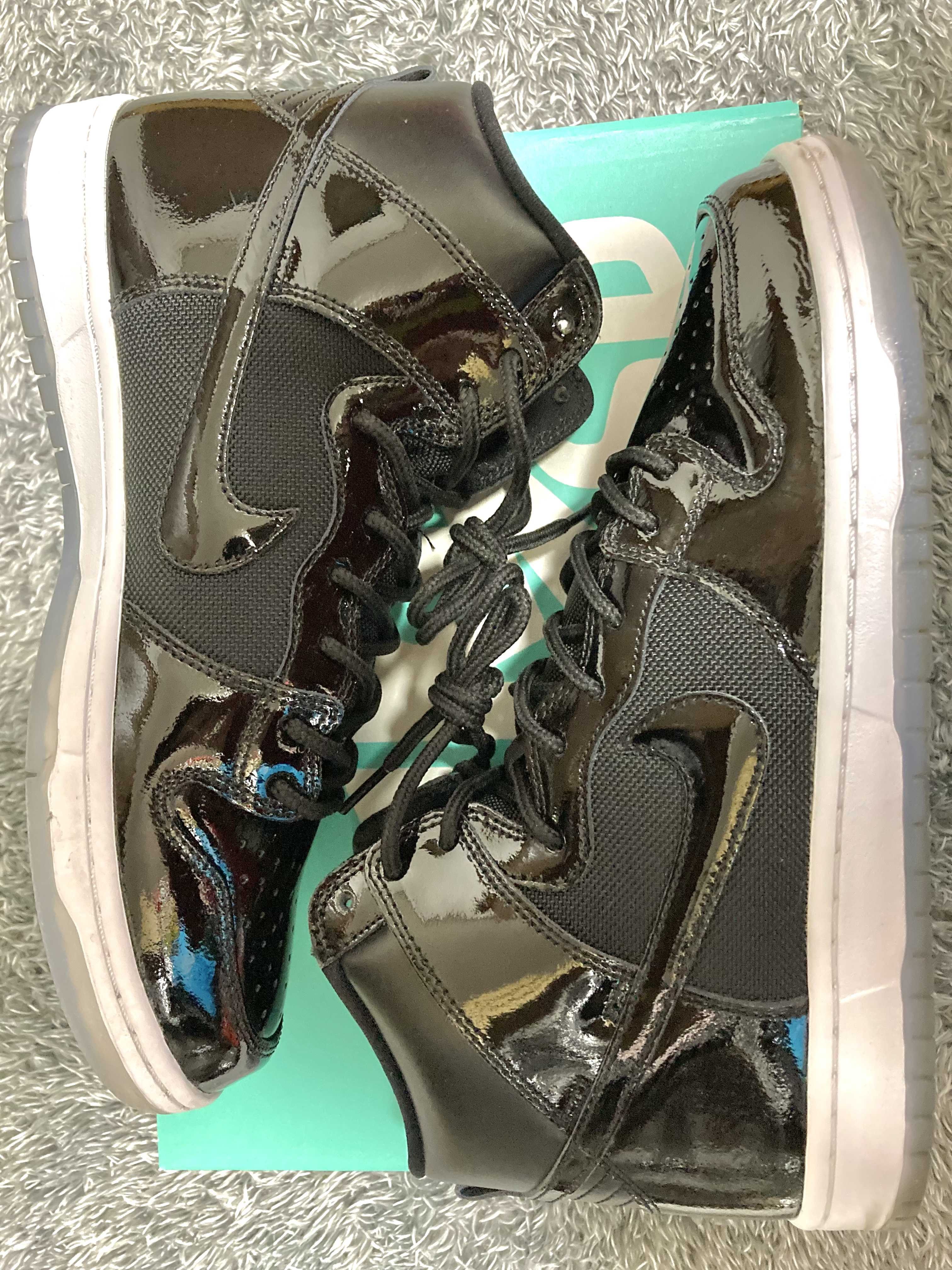 Nike SB Dunk High "Space Jam"