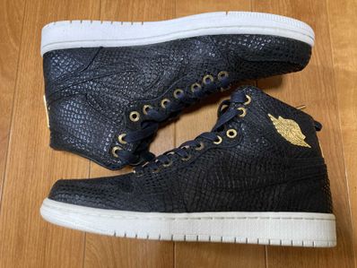 Nike Air Jordan 1 Retro High Pinnacle "Black"
