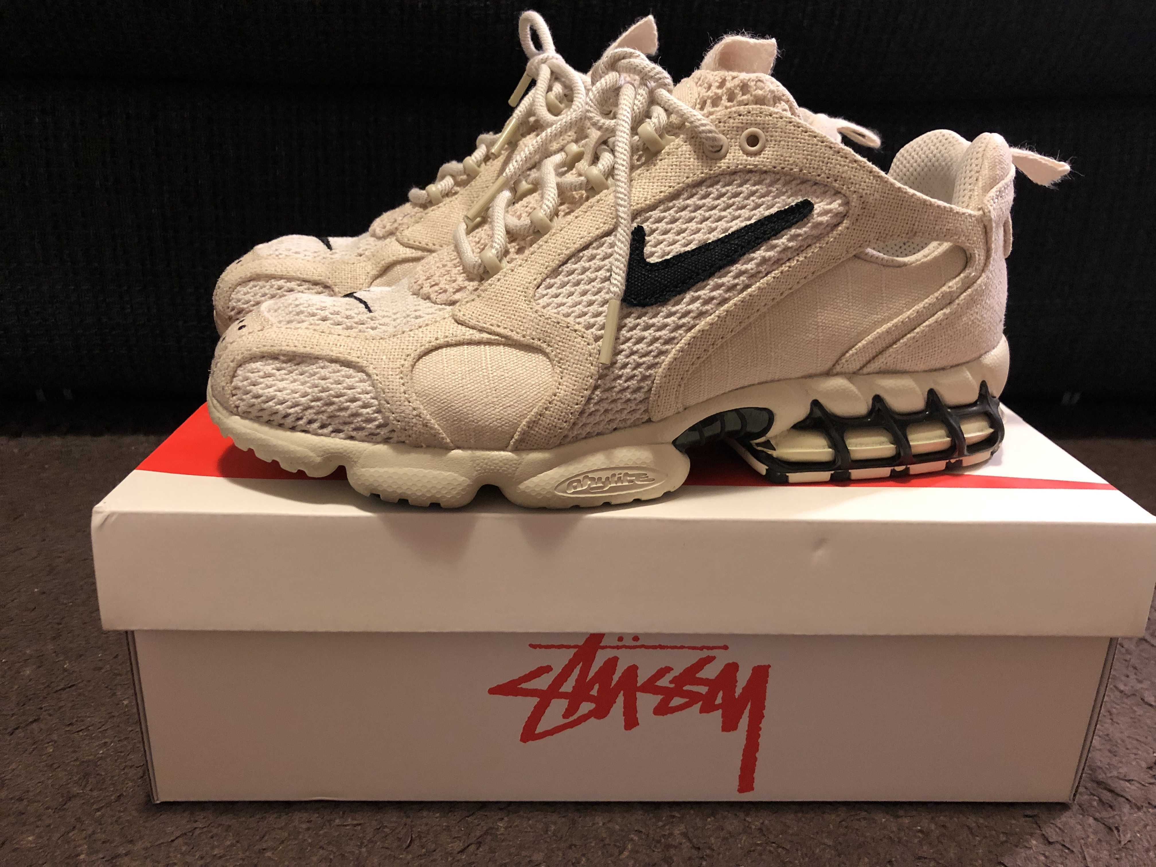 Stussy × Nike Air Zoom Spiridon CG 2 "Fossil/Black"