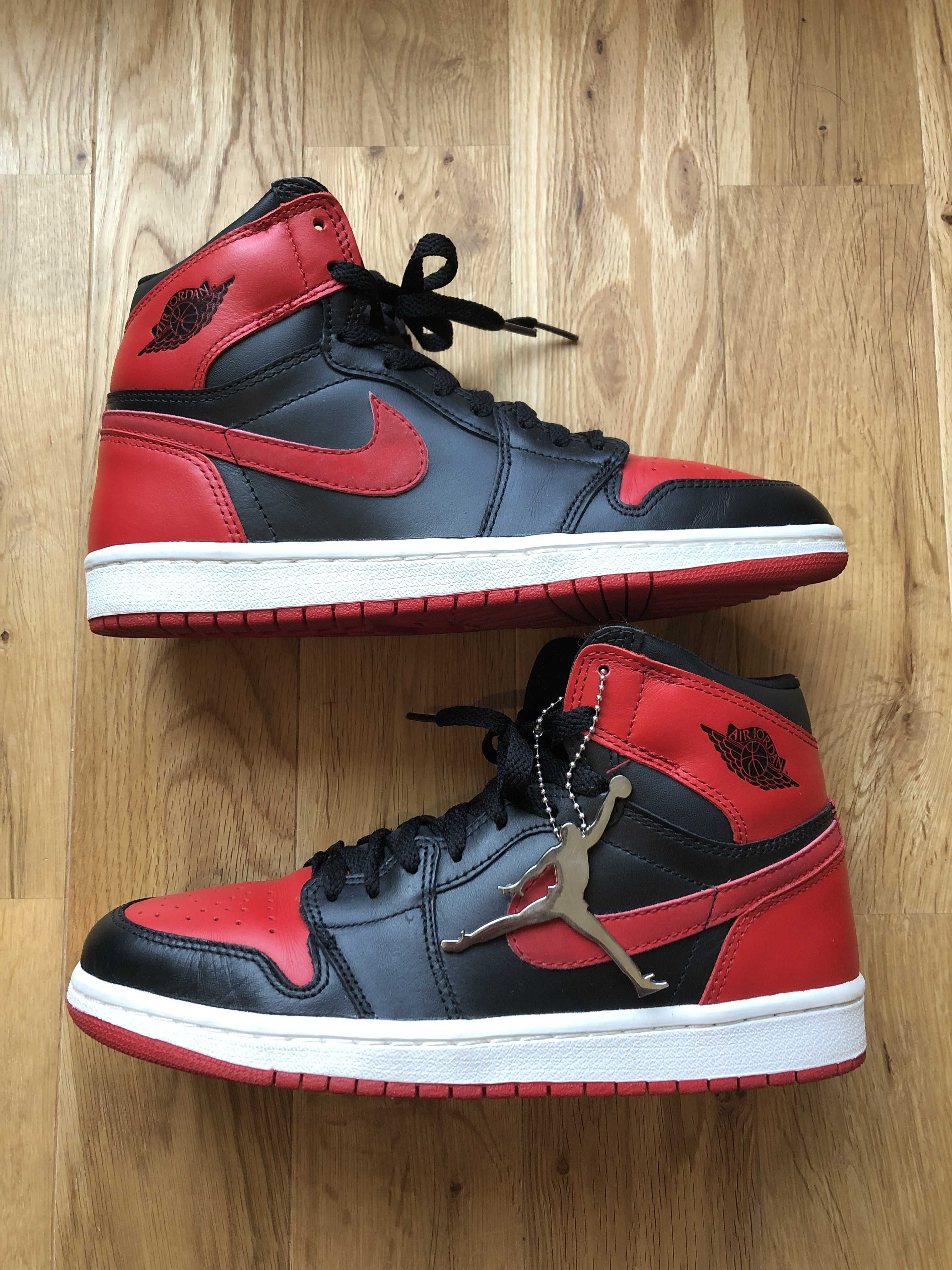 Nike Air Jordan 1 Retro High "Black Varsity Red/Bred"(2001)