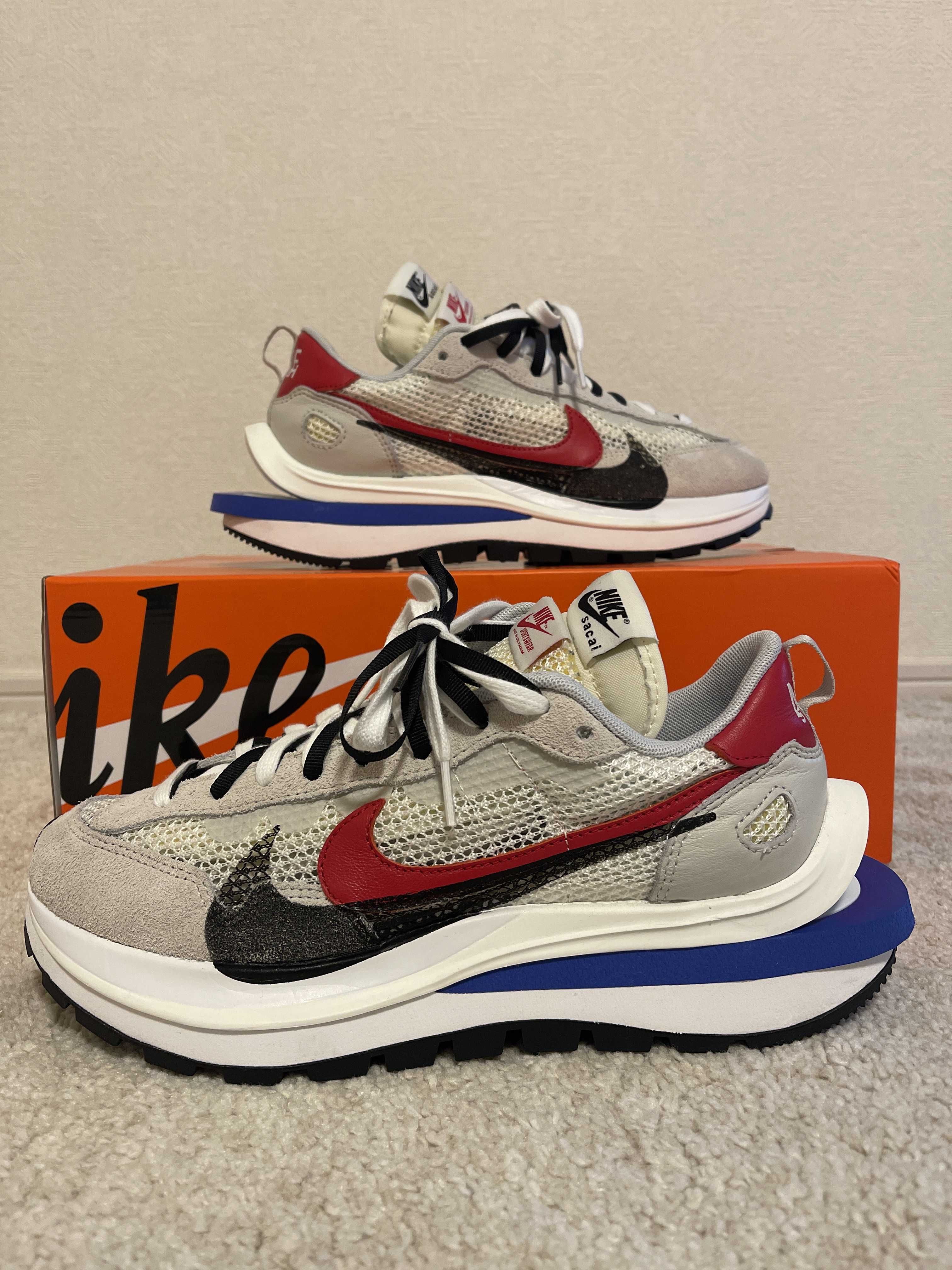 sacai × Nike Vapor Waffle "Royal Fuchsia"