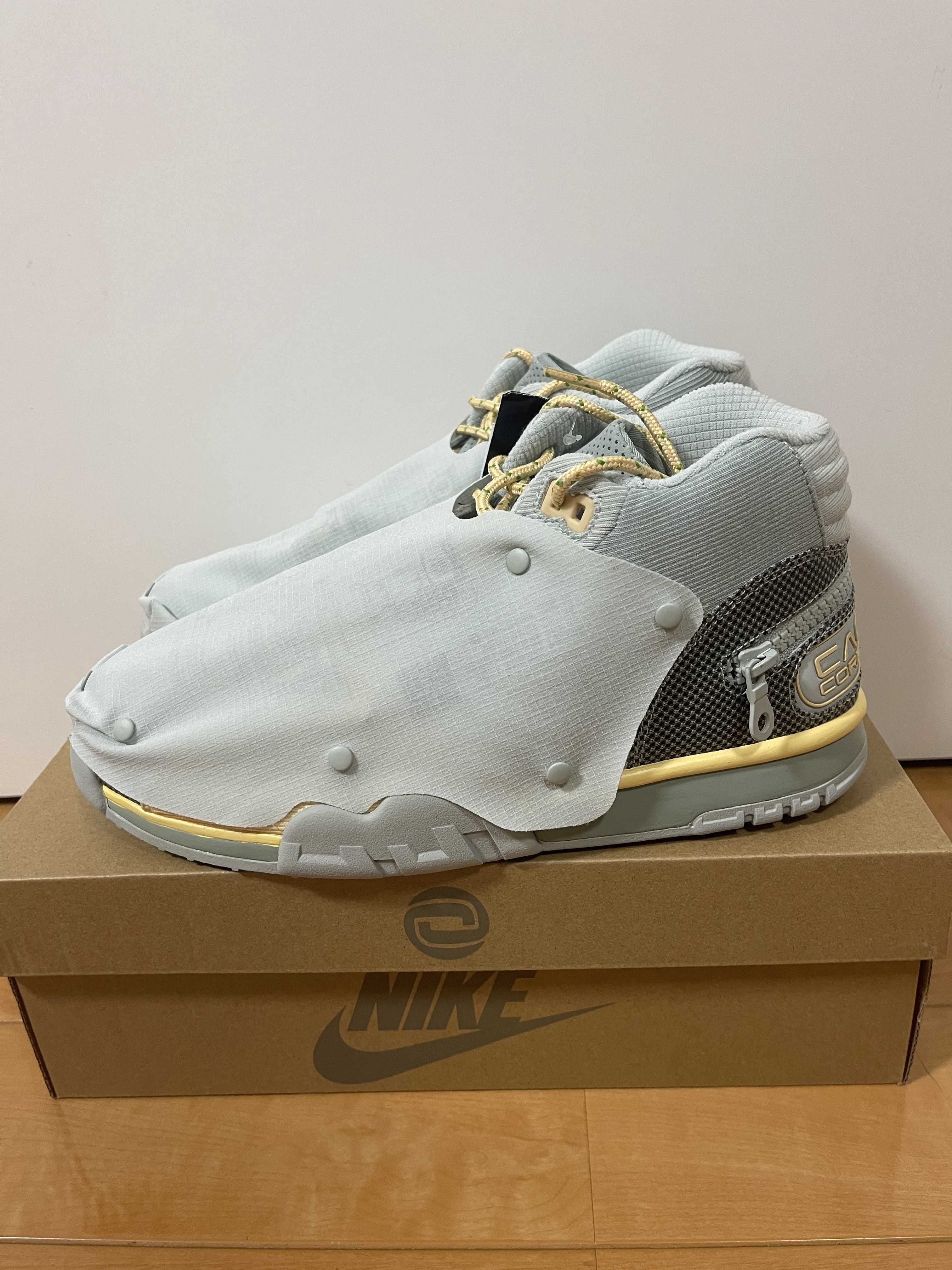 Travis Scott × Nike Air Trainer 1 SP "Grey Haze and Dusty Sage"