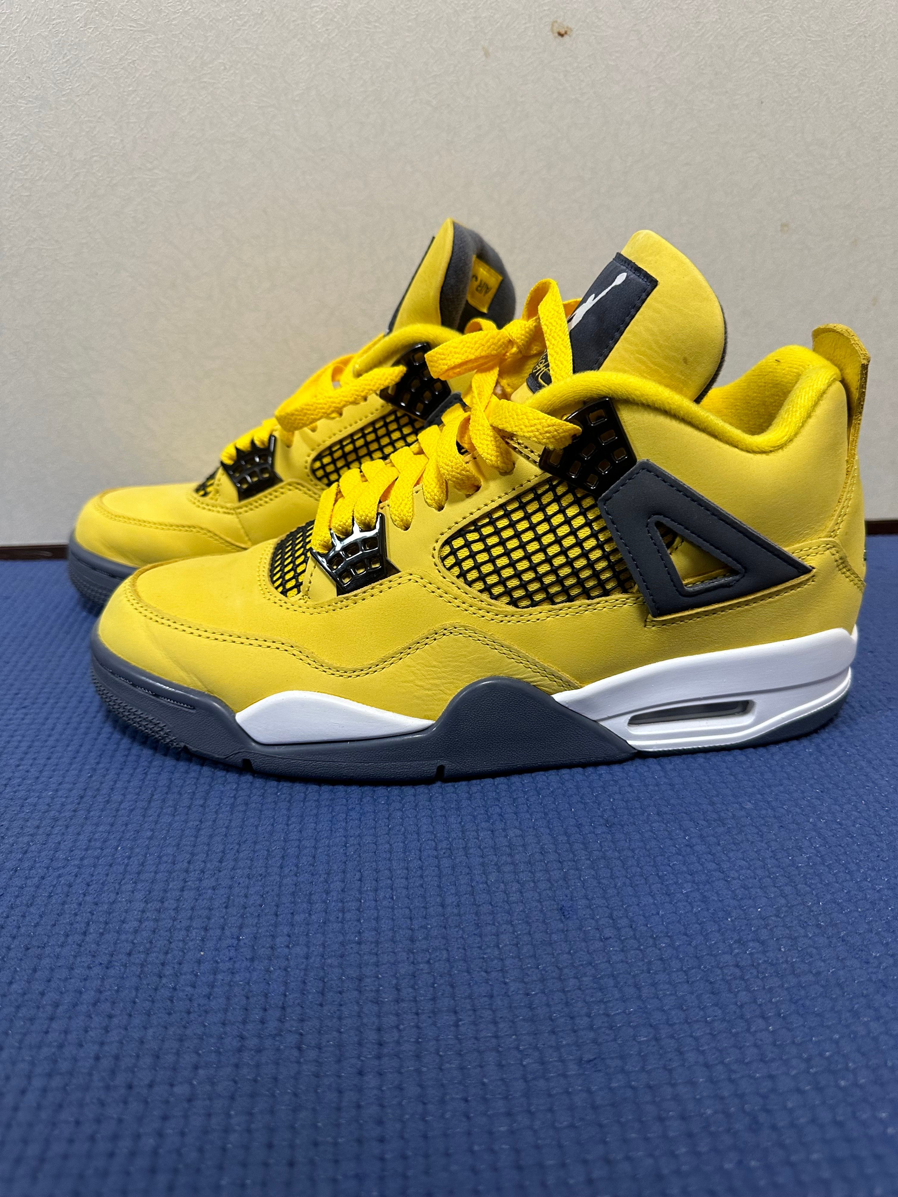 Nike Air Jordan 4 "Tour Yellow"