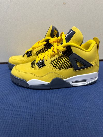Nike Air Jordan 4 "Tour Yellow"