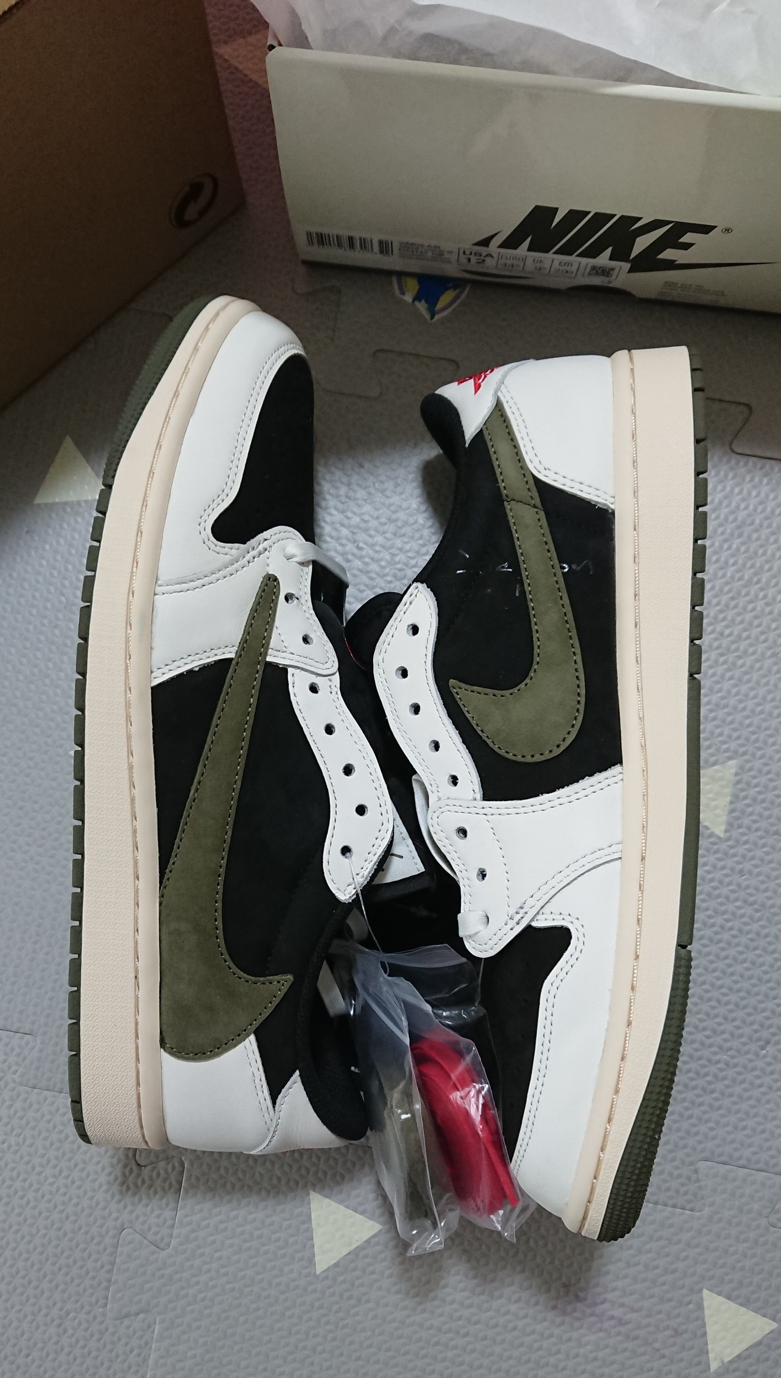 Travis Scott × Nike Women's Air Jordan 1 Low OG "Medium Olive"