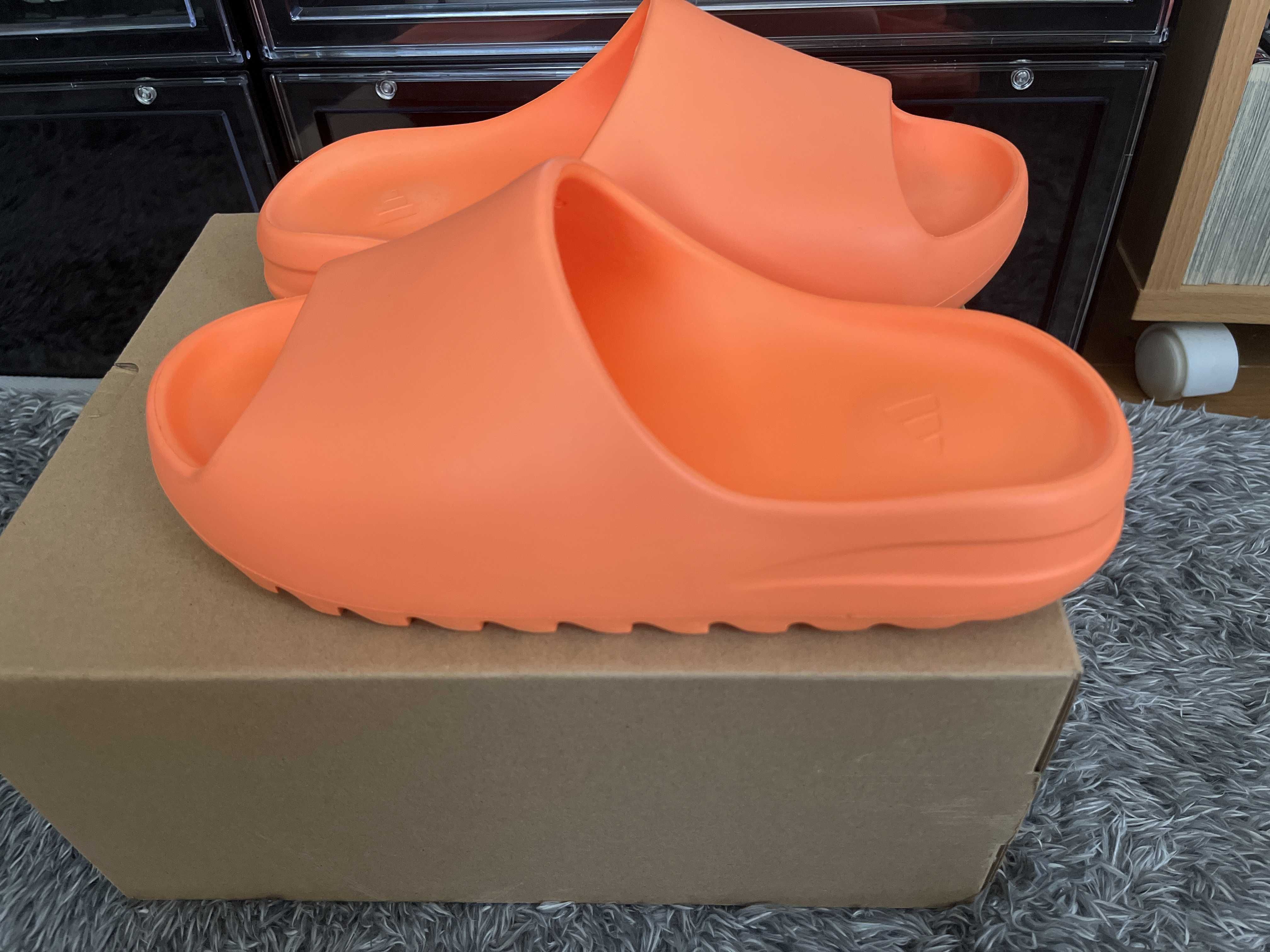 adidas YEEZY Slide "Enflame Orange"