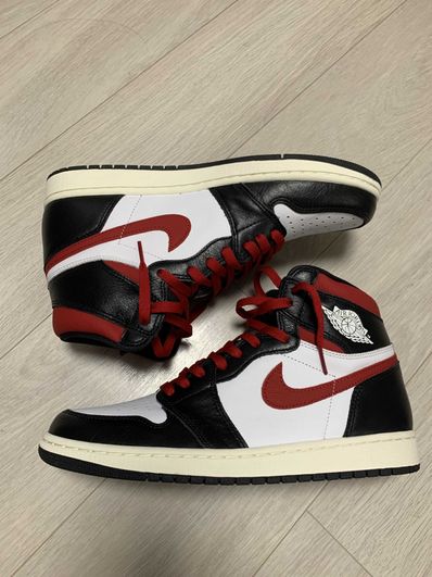 Nike Air Jordan 1 Retro High "Black/White/Sail/Gym Red"
