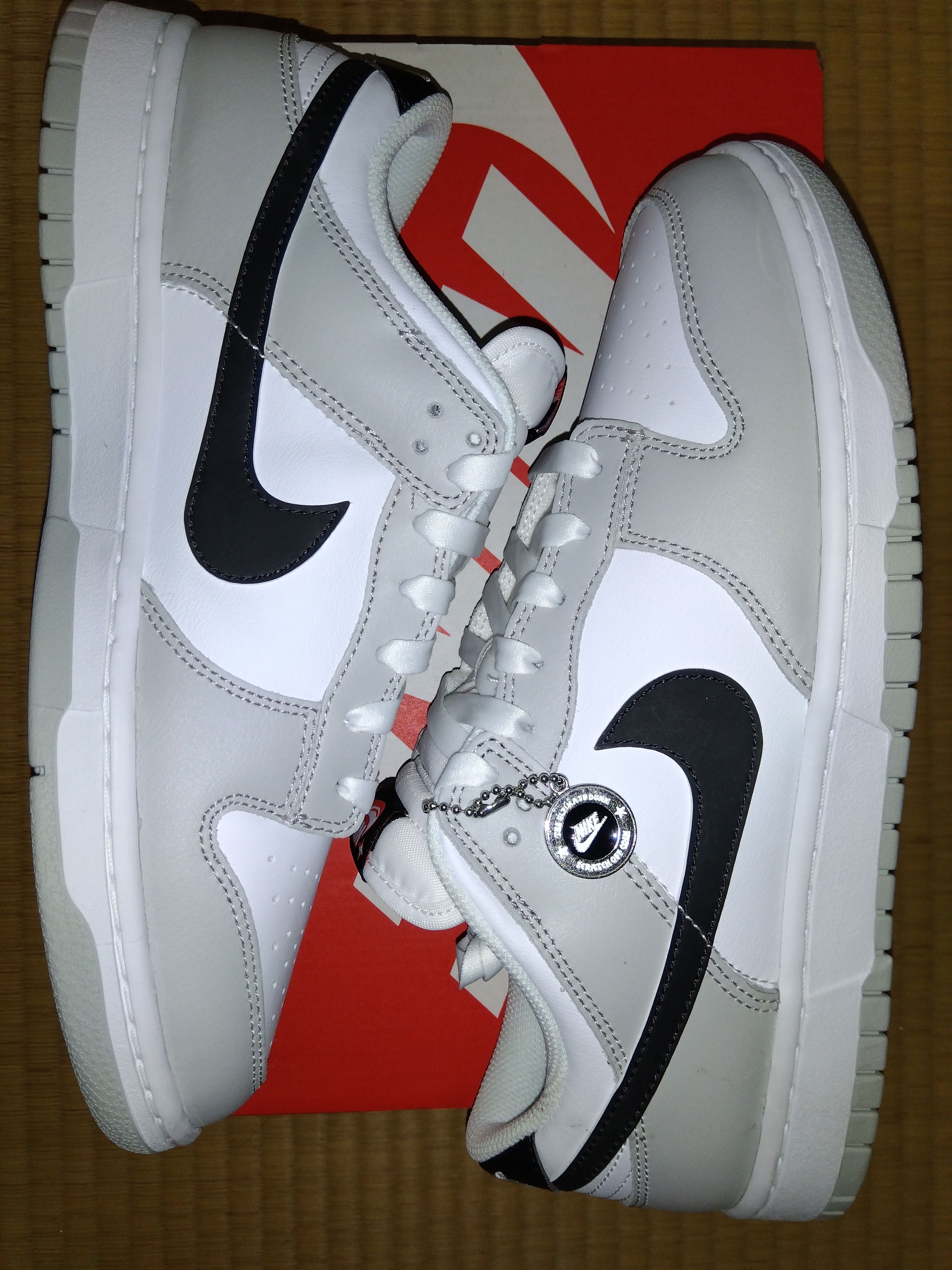 Nike Dunk Low SE Lottery "Grey Fog/Light Crimson"