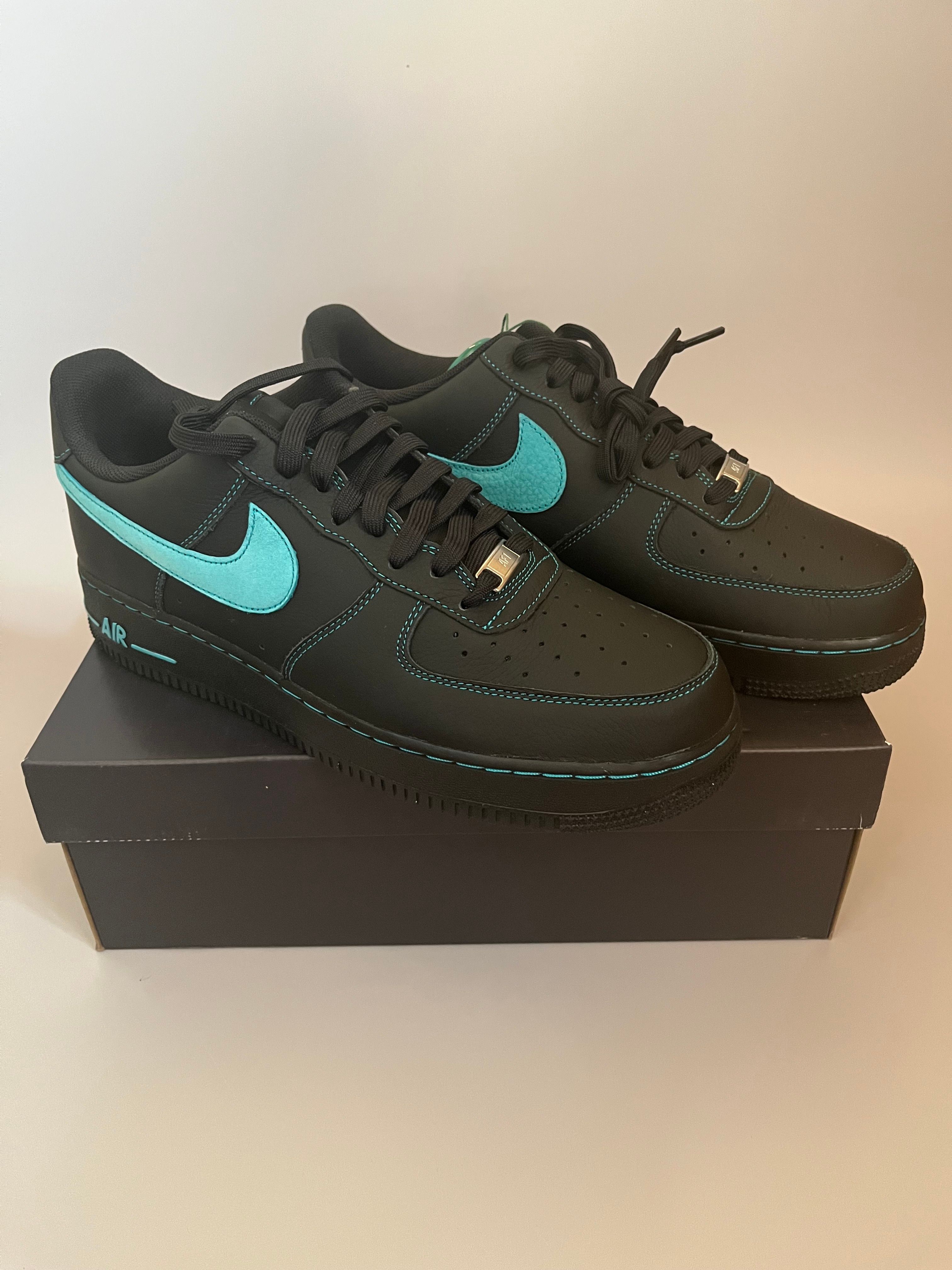Nike Air Force 1 Low "Black Tiffany"