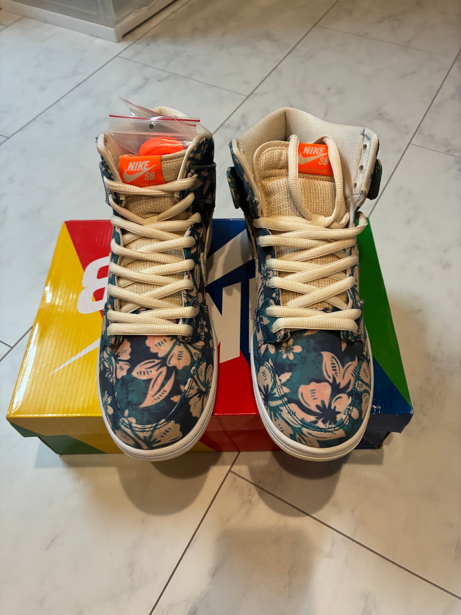 Nike SB Dunk High "Hawaii"