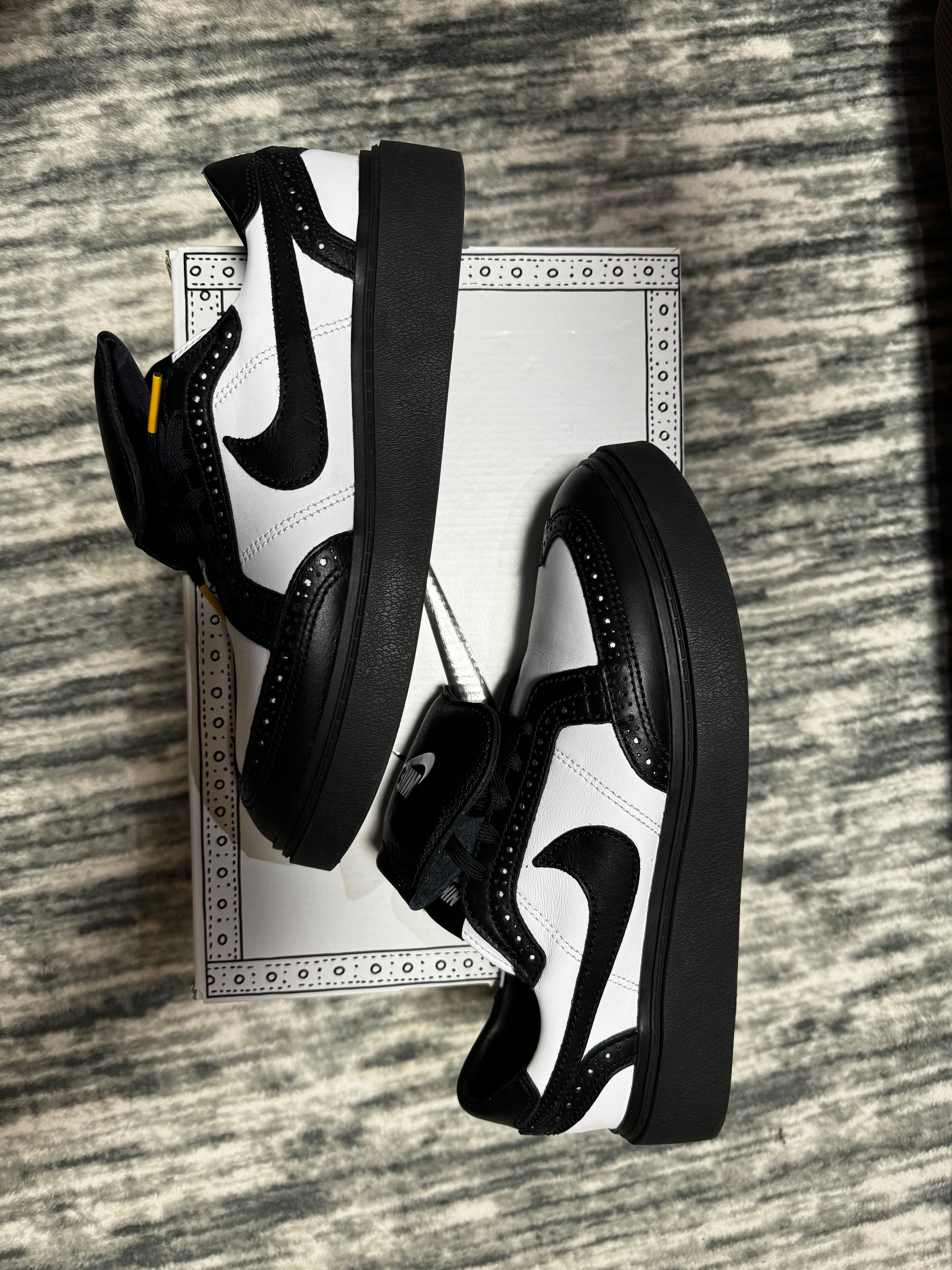 PEACEMINUSONE × Nike Kwondo 1 "Black and White" / G-DRAGON
