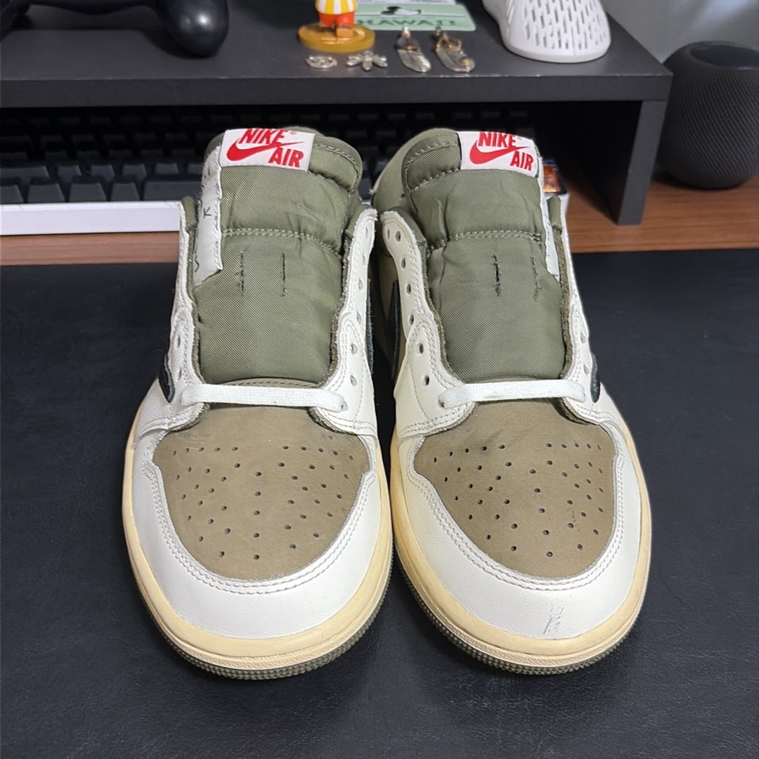 Travis Scott × Nike Air Jordan 1 Low OG SP "Reverse Olive"