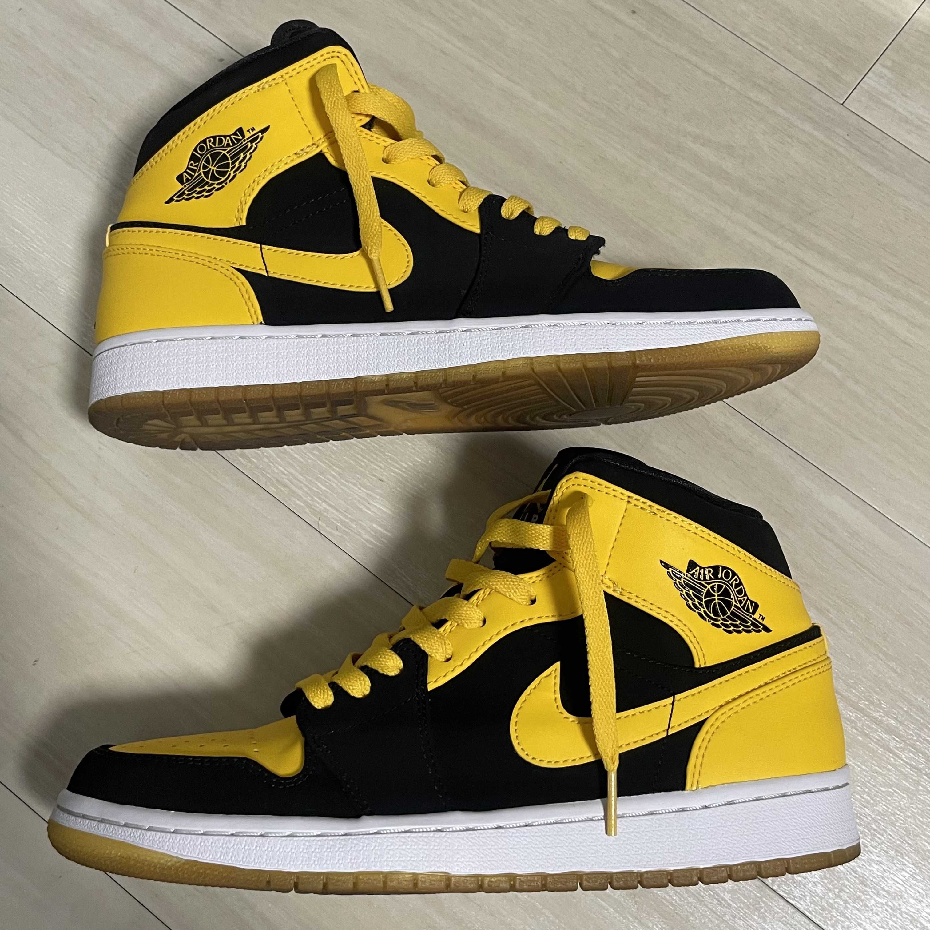 Nike Air Jordan 1 Retro Mid "New Love" (2017)