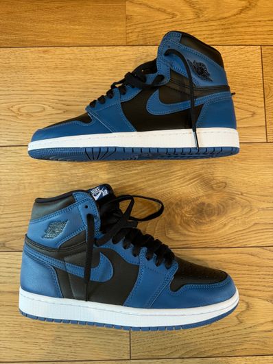 Nike Air Jordan 1 Retro High OG "Dark Marina Blue"