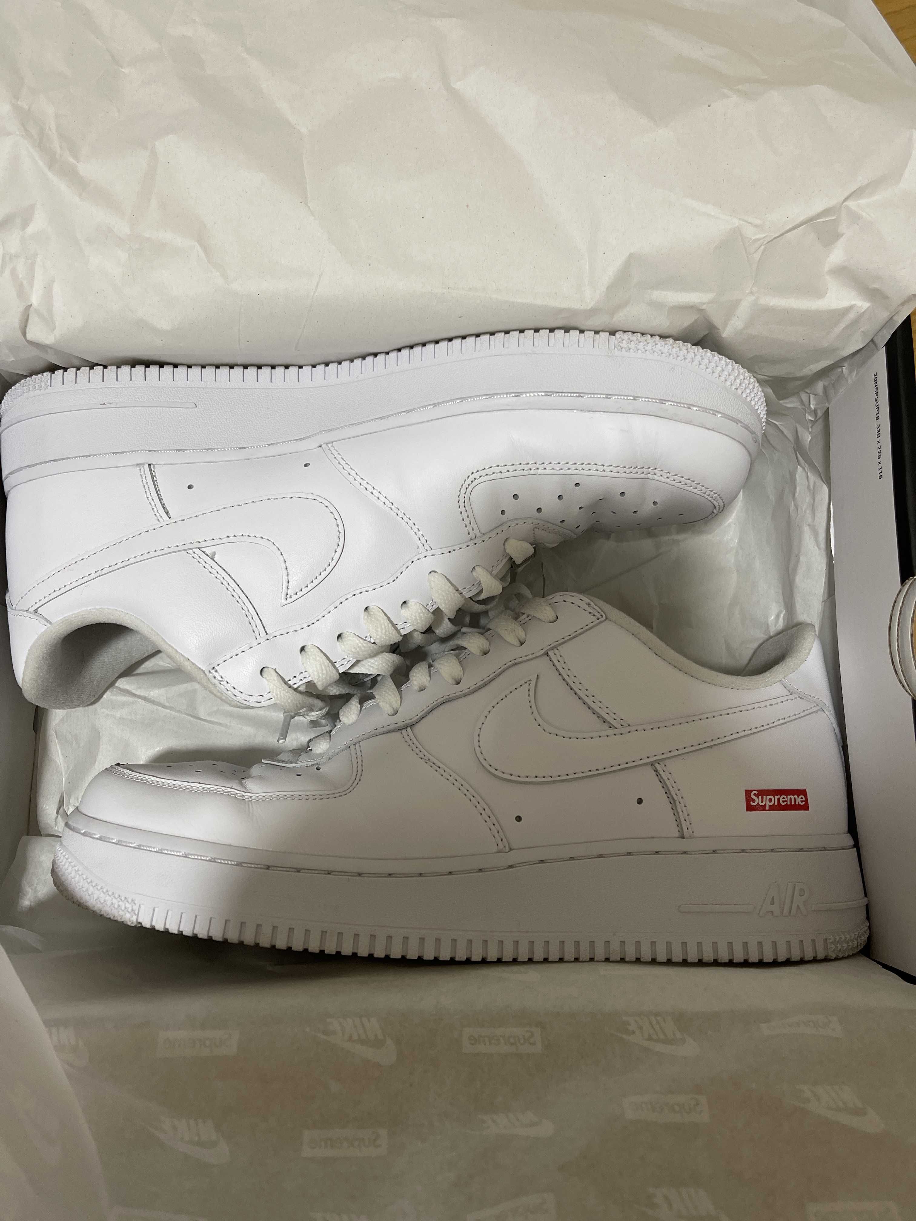 Supreme × Nike Air Force 1 Low "White"