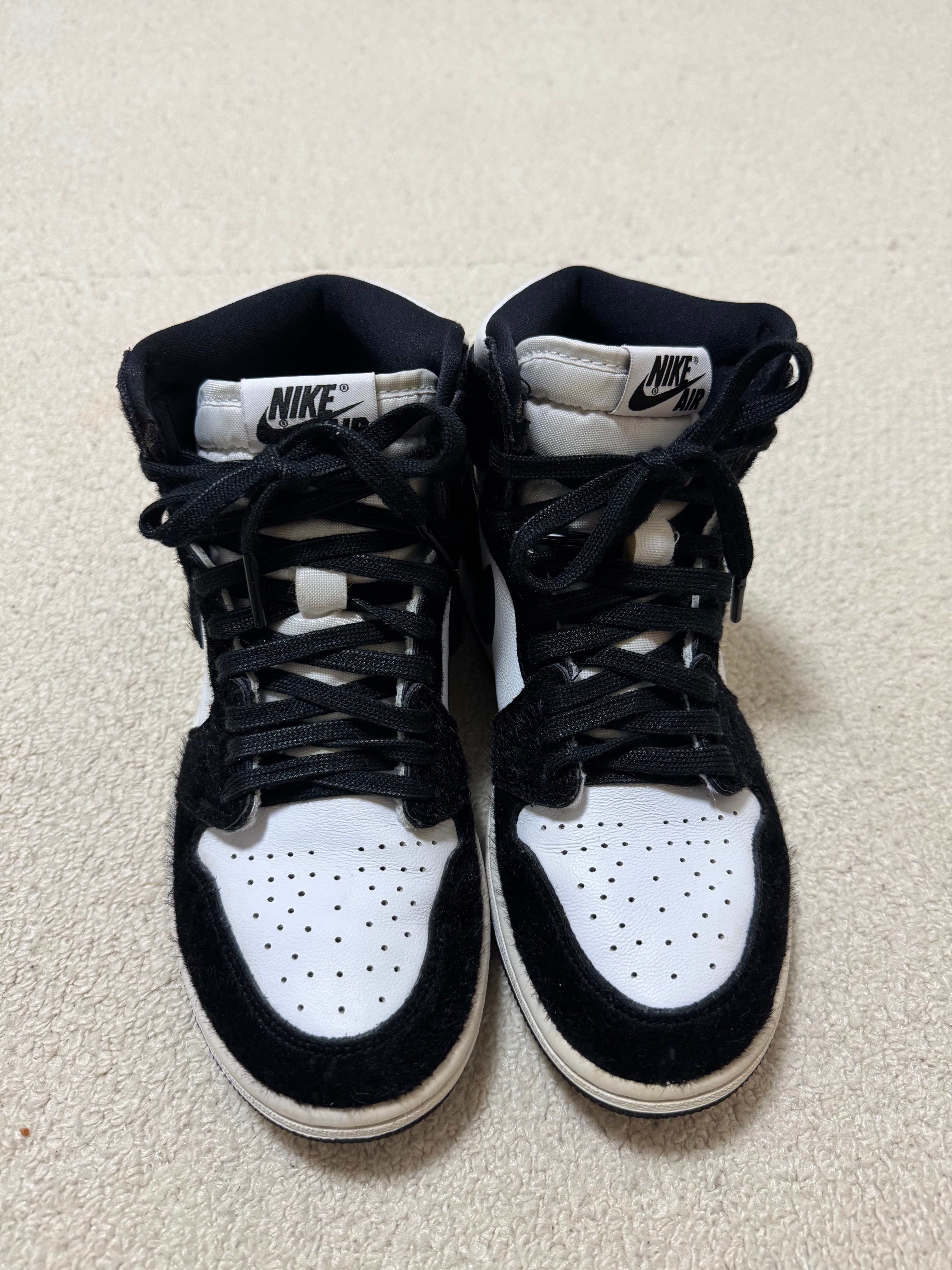 Nike Women's Air Jordan 1 Retro High OG "Black/White"