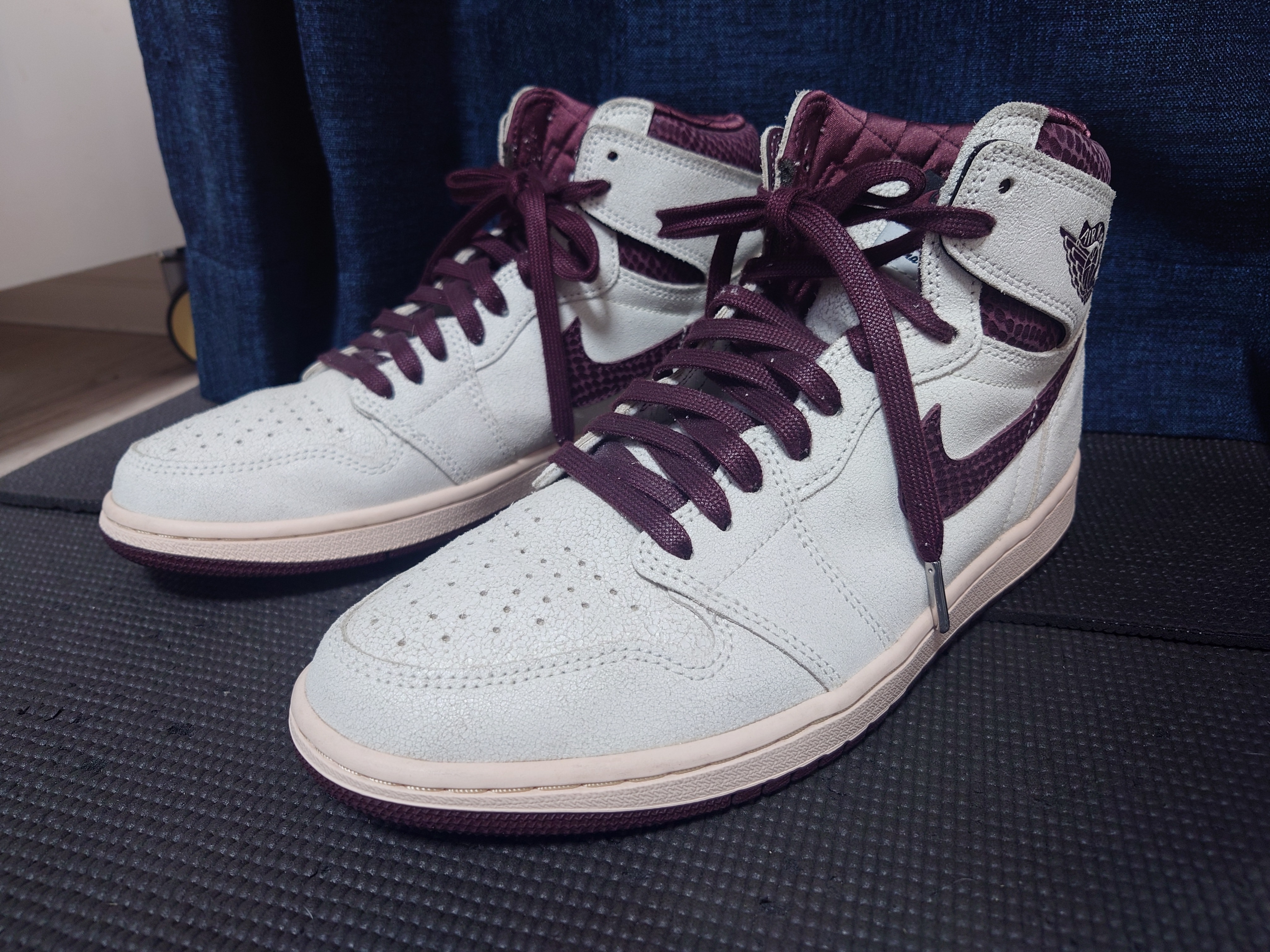 A Ma Maniere × Nike Air Jordan 1 Retro High OG "Sail and Burgundy"