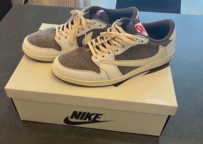 Travis Scott × Nike Air Jordan 1 Low OG SP "Reverse Mocha/Sail and Ridgerock"