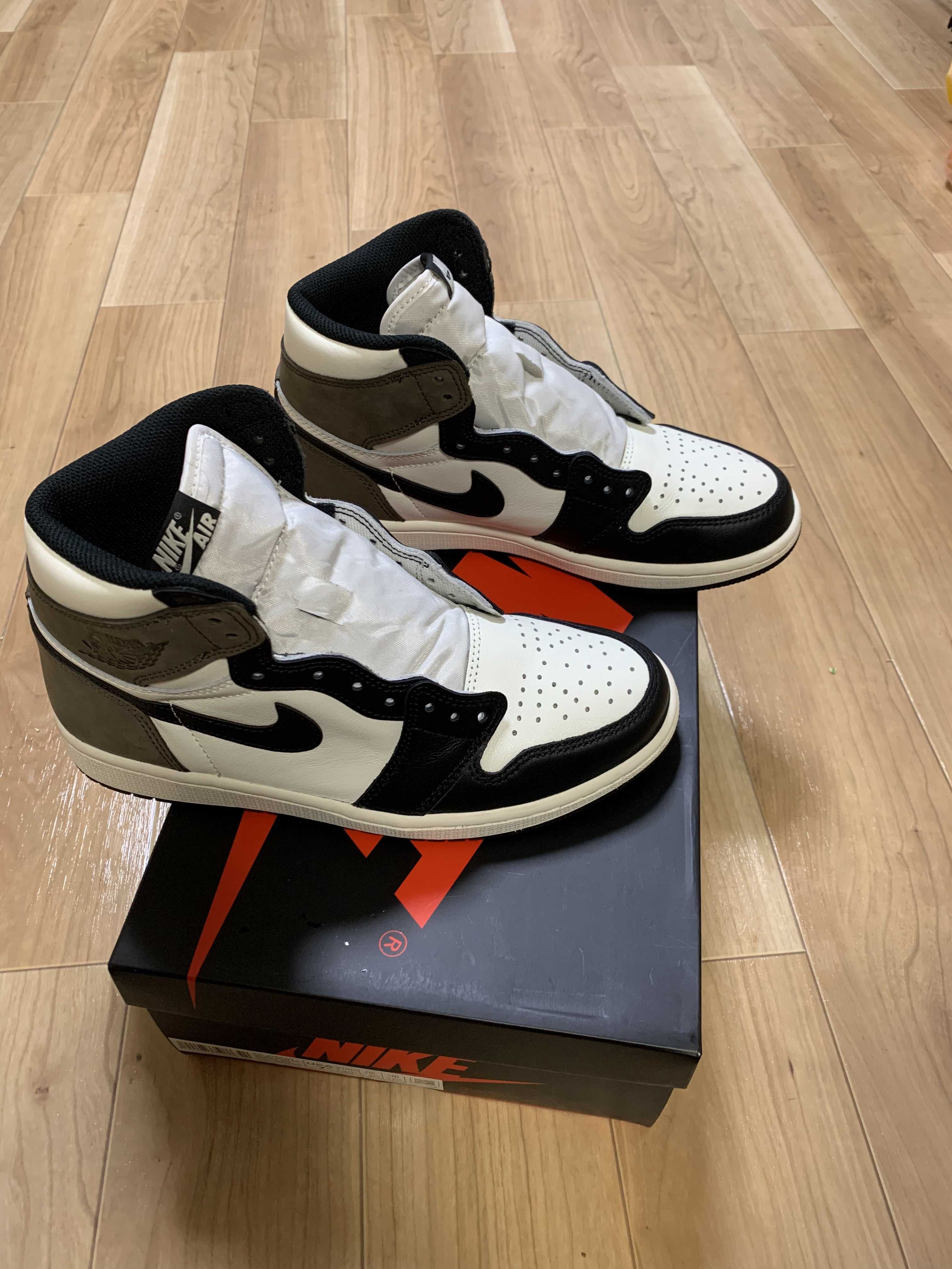 Nike Air Jordan 1 High OG "Sail/Dark Mocha/Black"