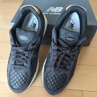 New Balance 2002R "Black"