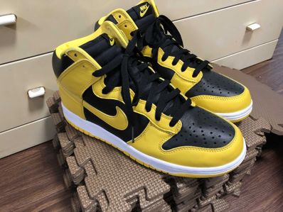 Nike Dunk High "Black/Varsity Maize"