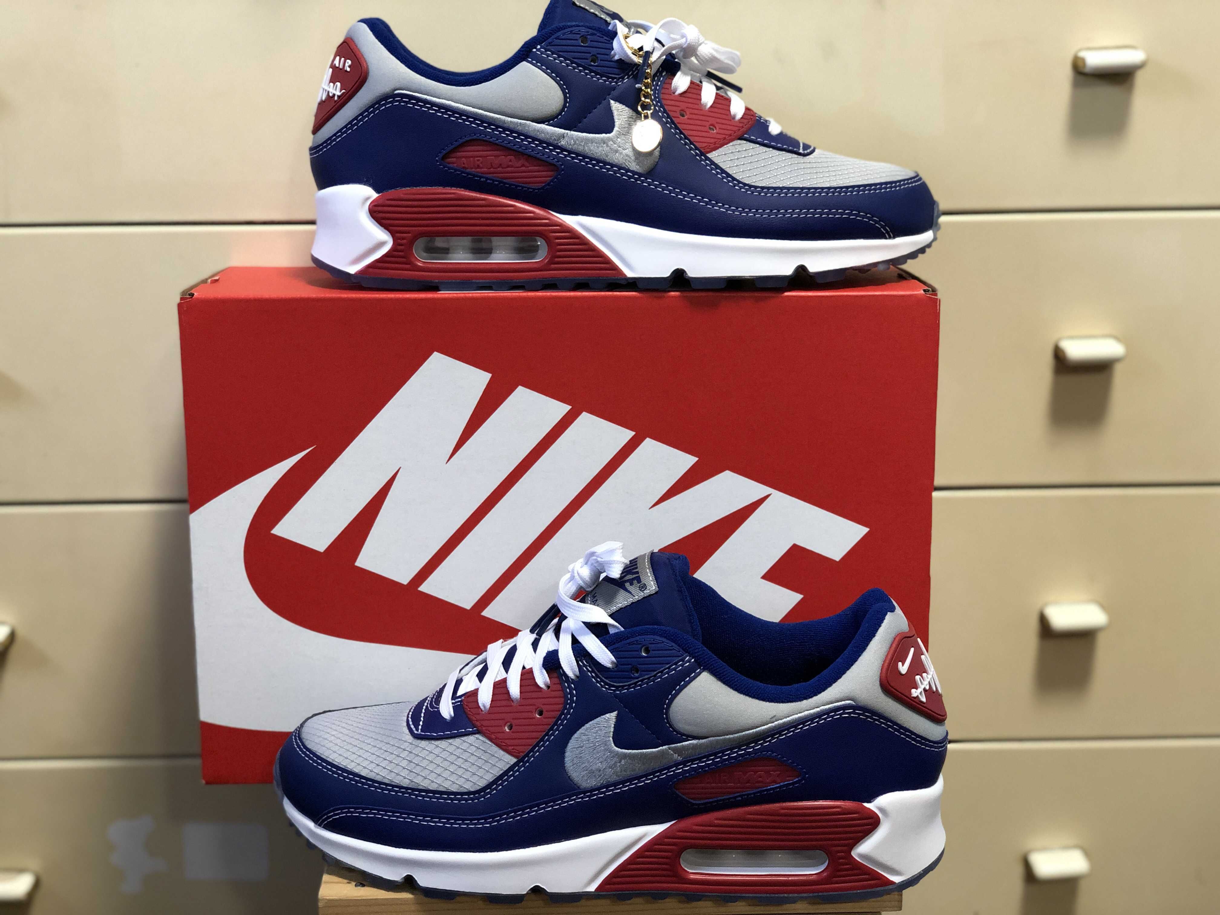 NIKE AIR MAX 90 "PIRATE RADIO"