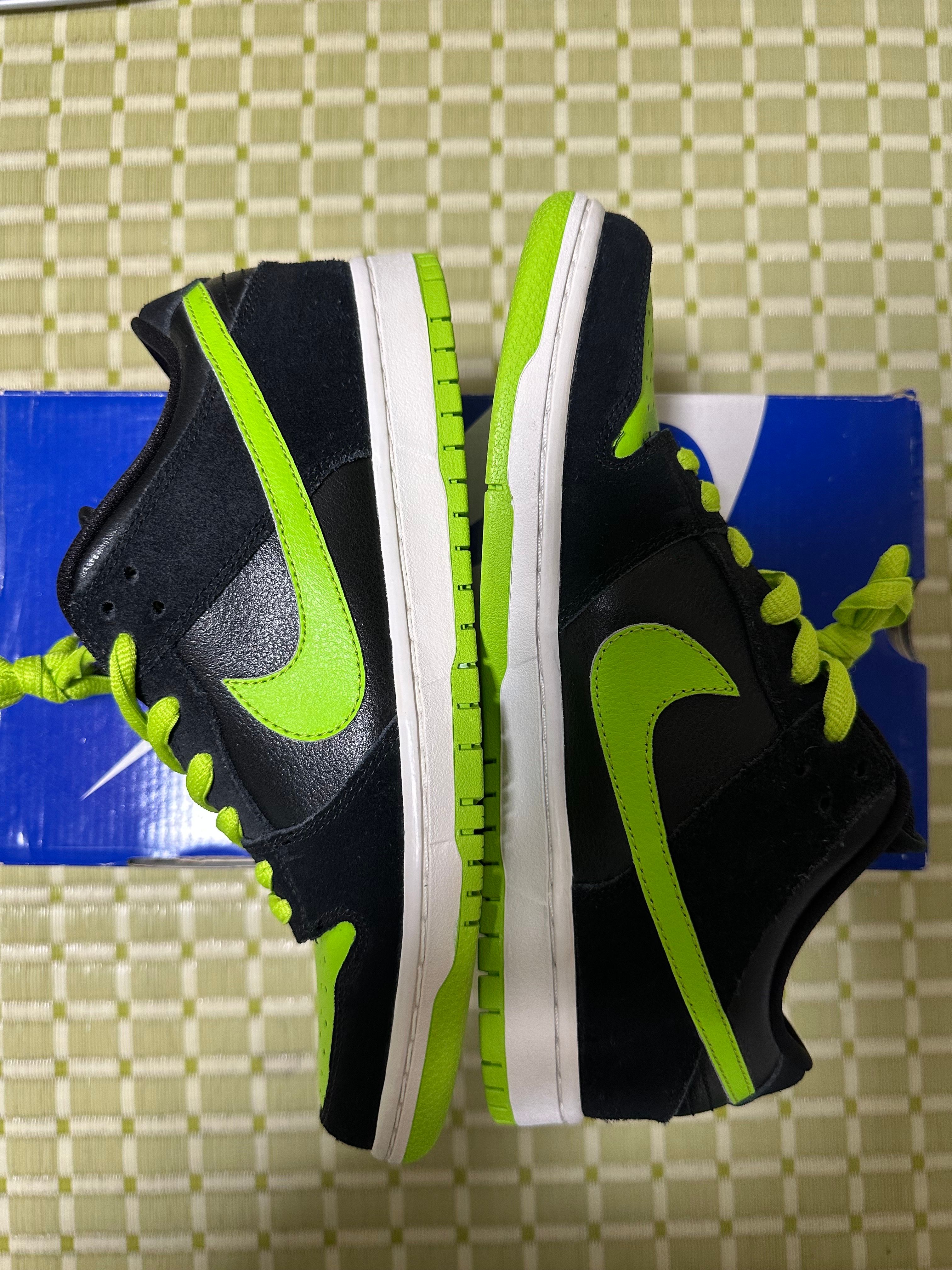 Nike SB Dunk Low "Neon J Pack"