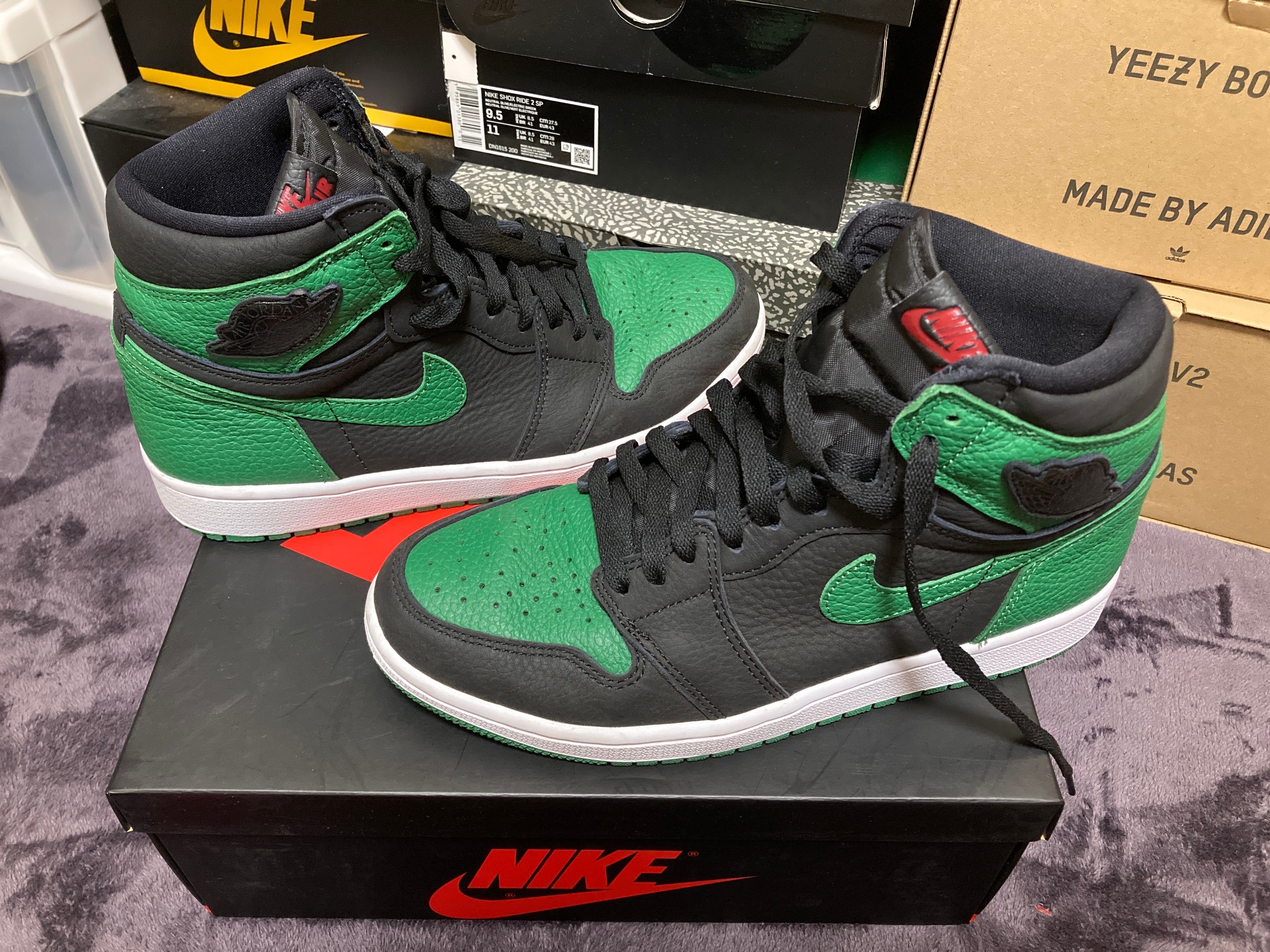 Nike Air Jordan 1 Retro High OG "Black/Pine Green" (2020)