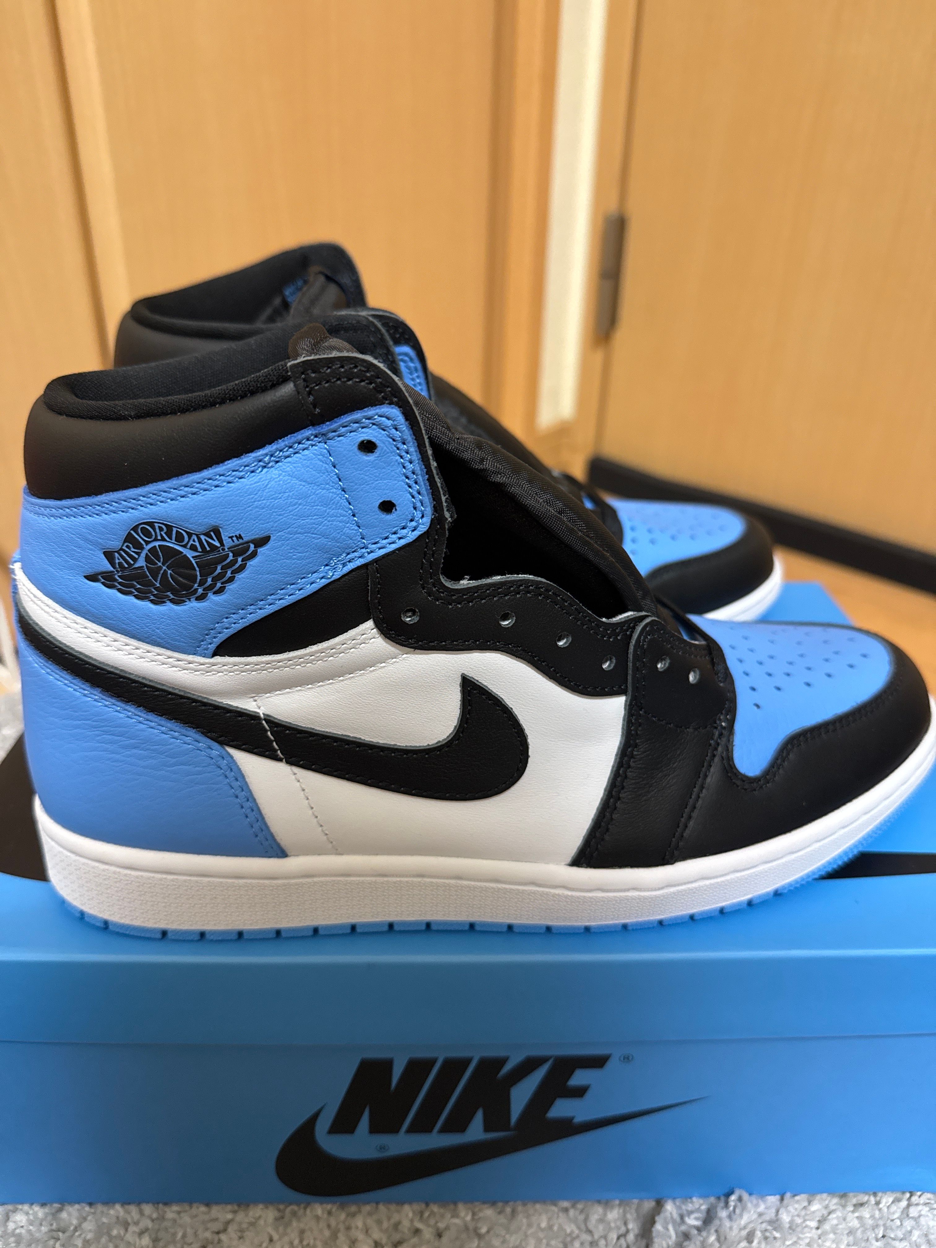 Nike Air Jordan 1 Retro High OG "University Blue/UNC Toe"