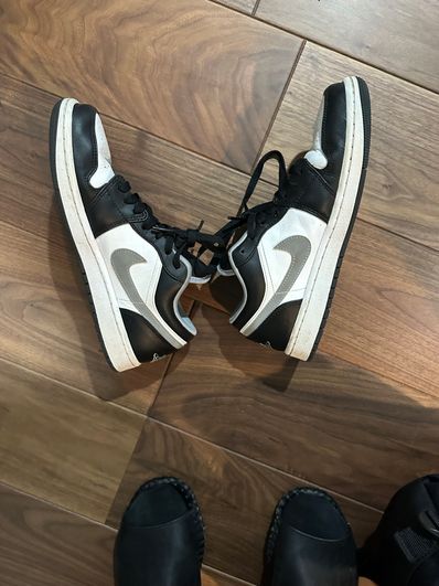 Nike Air Jordan 1 Low "Grey/Black"