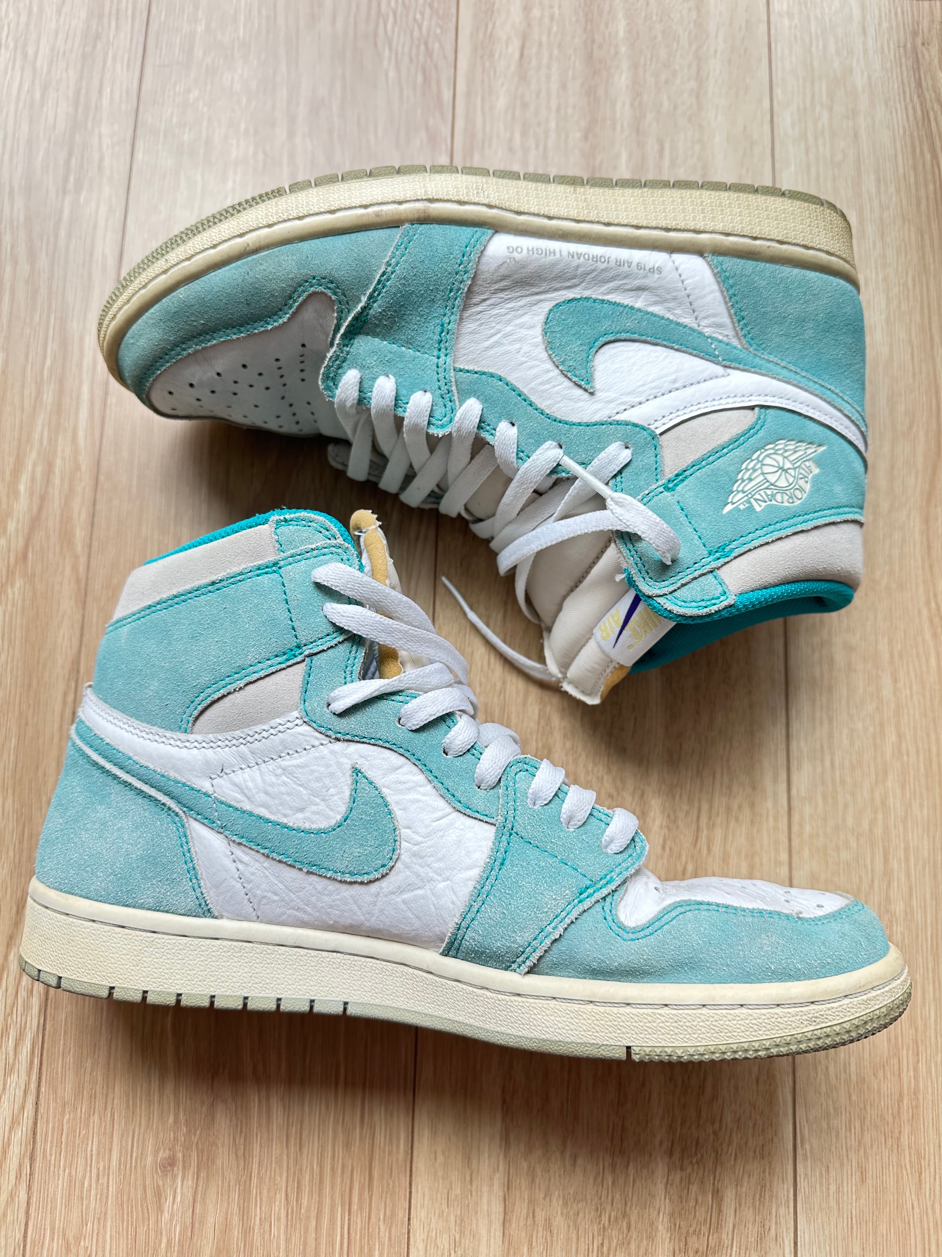 Nike Air Jordan 1 Retro High OG "Turbo Green"