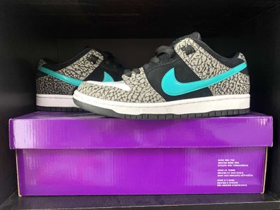Nike SB Dunk Low "Elephant/Safari"