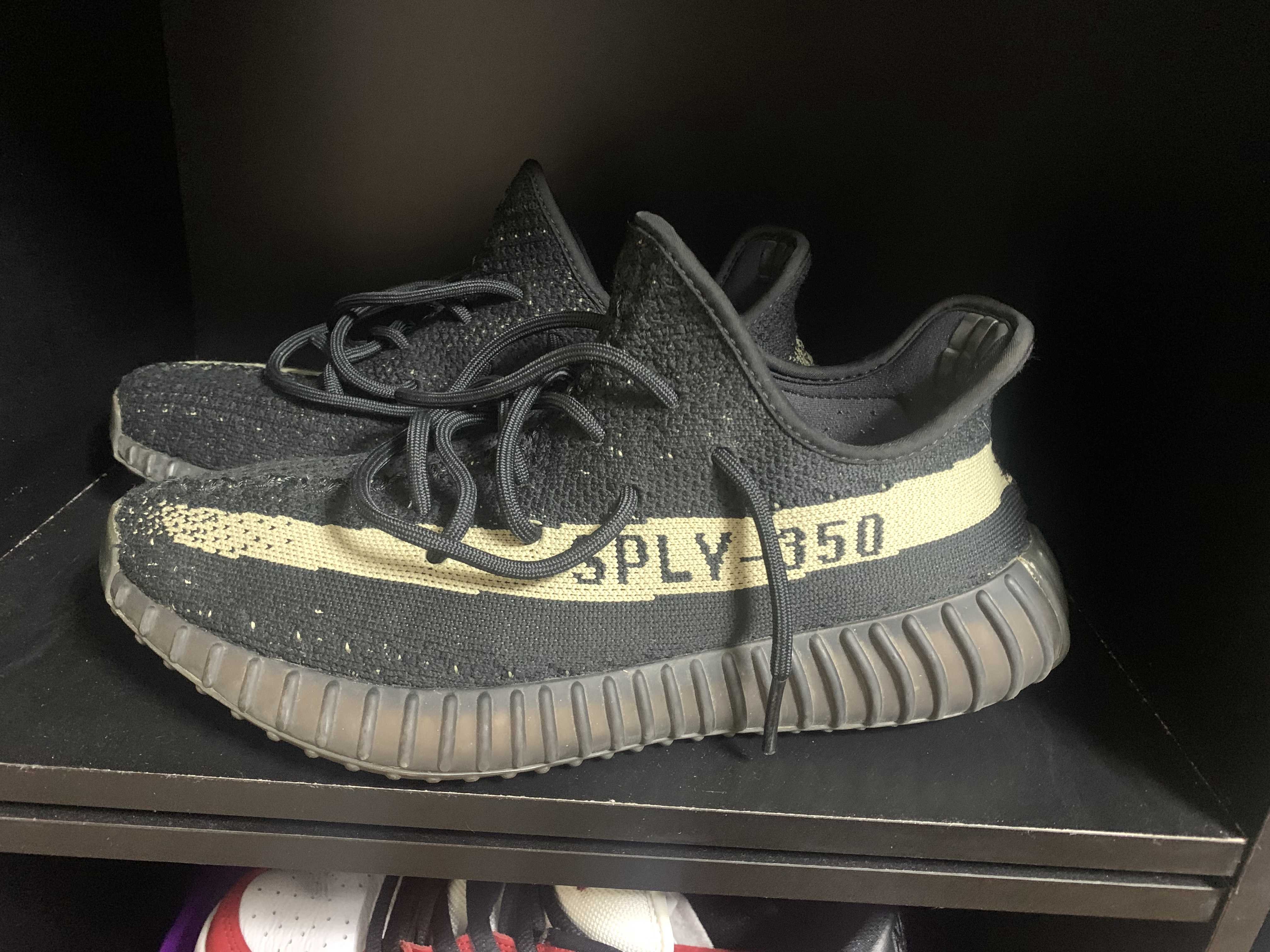 adidas YEEZY Boost 350 V2 "Core Black Green"