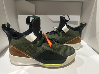Travis Scott × Nike Air Jordan 33 NRG "Cactus Jack"