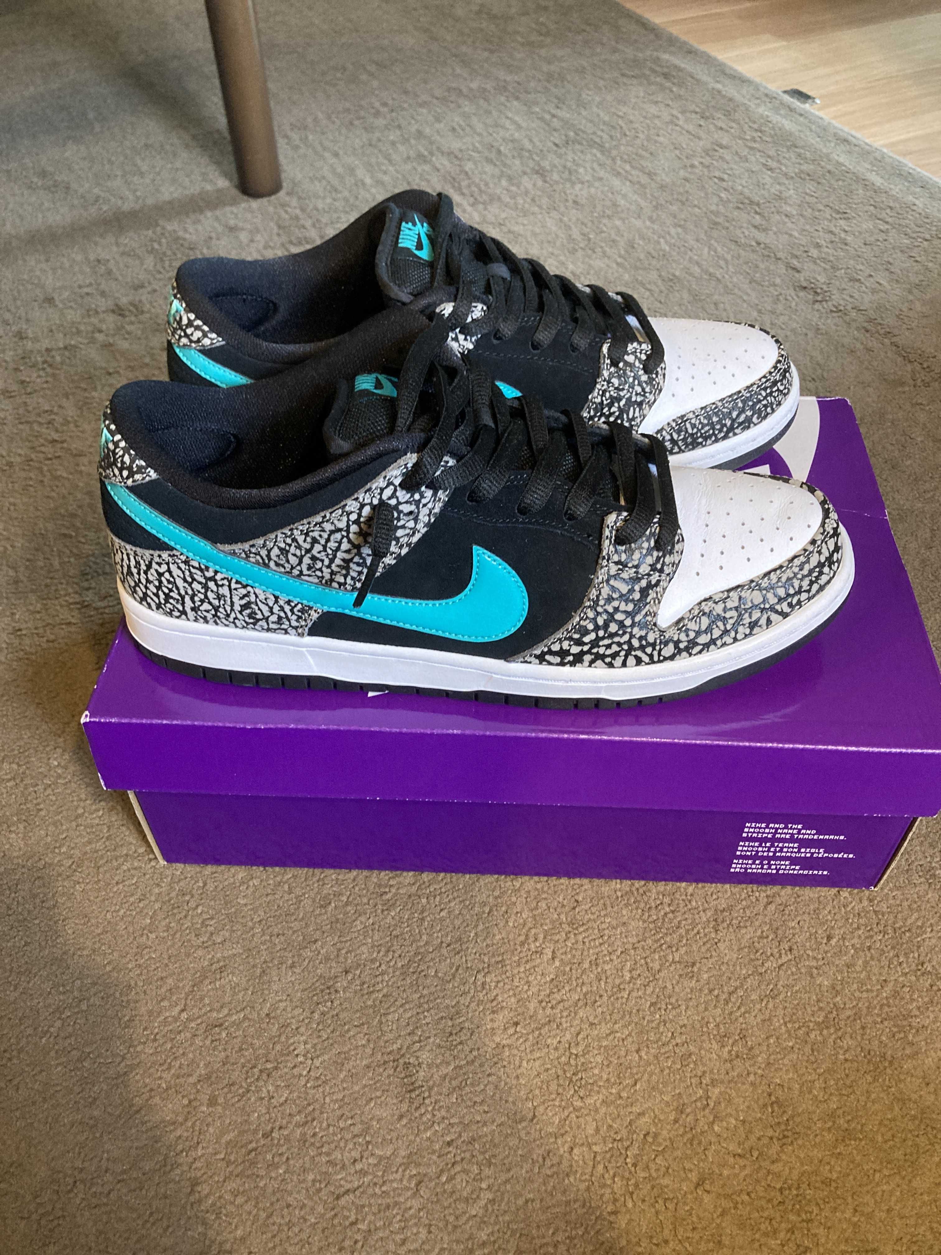 Nike SB Dunk Low "Elephant/Safari"