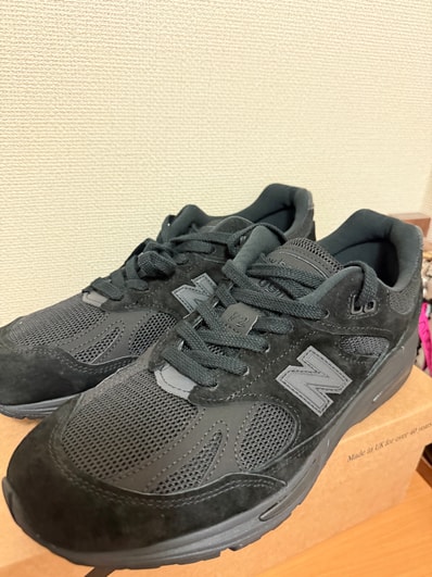 New Balance 991V2 "Triple Black"