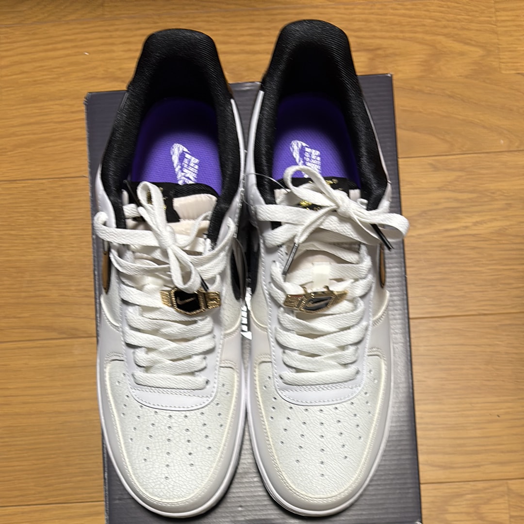 Nike Air Force 1 Low '07 LV8 "World Champ/White and Black"