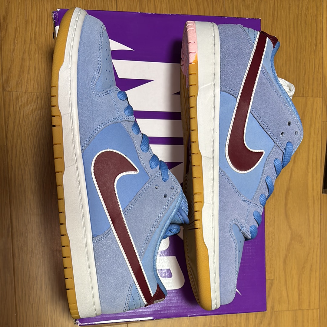 Nike SB Dunk Low Pro "Philadelphia Phillies/Valor Blue and Team Maroon"