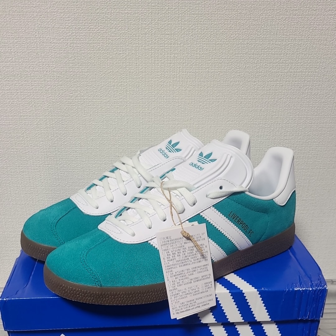 リヴァプールFC x アディダス ガゼル "シーグリーン"