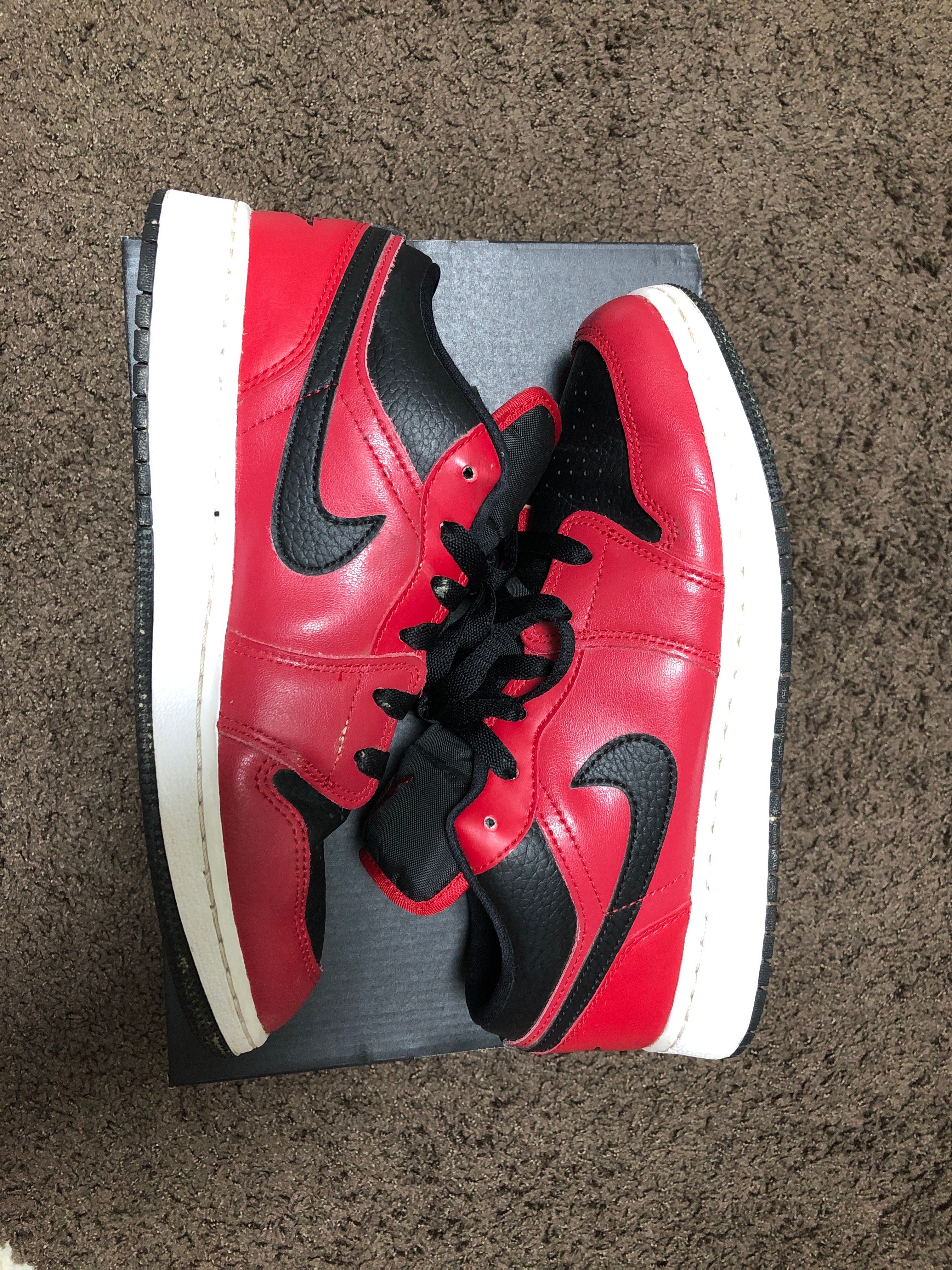 Nike GS Air Jordan 1 Low "Gym Red"