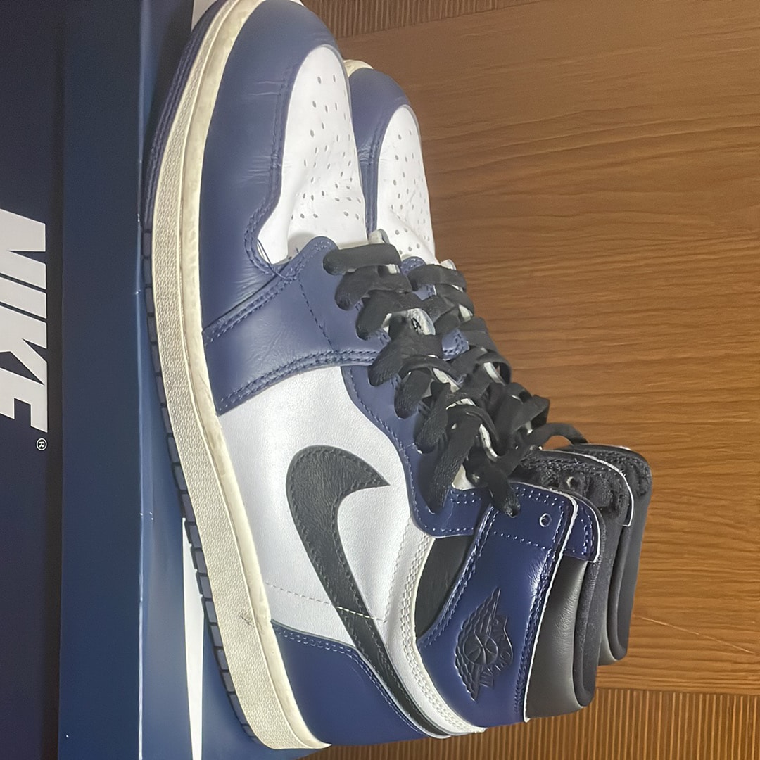 Nike Air Jordan 1 Retro High OG "Midnight Navy"
