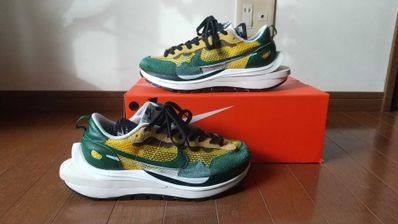 sacai × Nike Vapor Waffle "Tour Yellow/Stadium Green-Sail"