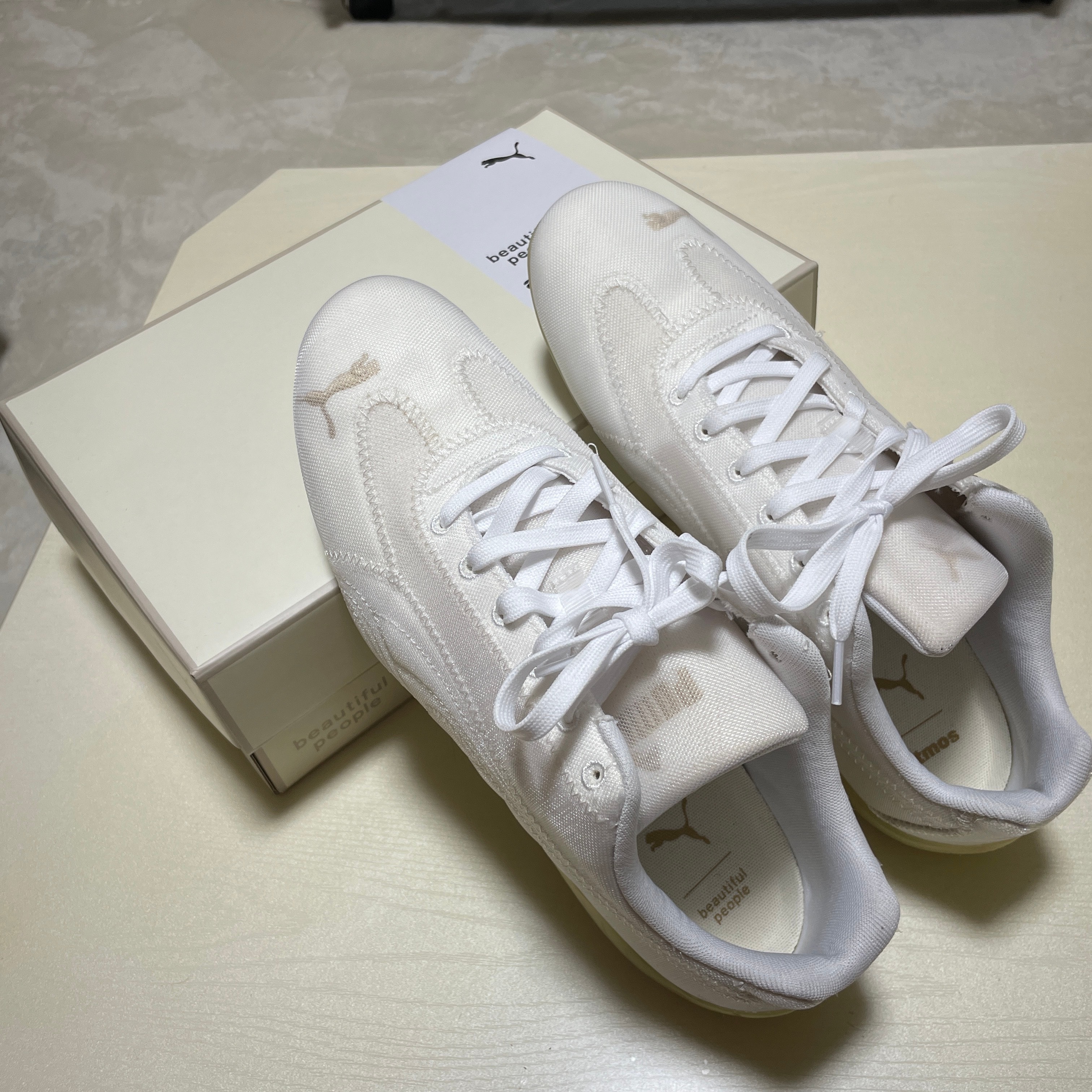 アトモス × ビューティフルピープル × プーマ スピードキャット OG "ナッシング トゥ ハイド"