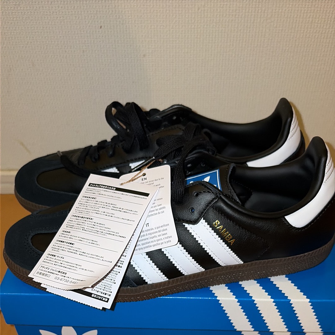 アディダス サンバ OG "コアブラック/クラウドホワイト/ガム"