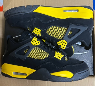 Nike Air Jordan 4 Retro "Thunder"(2023)