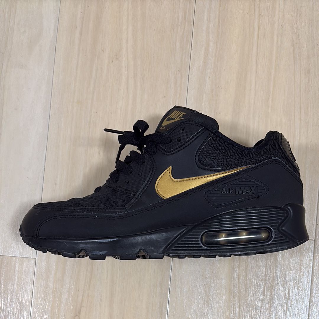 Nike Air Max 90 Essential "Black/Gold"