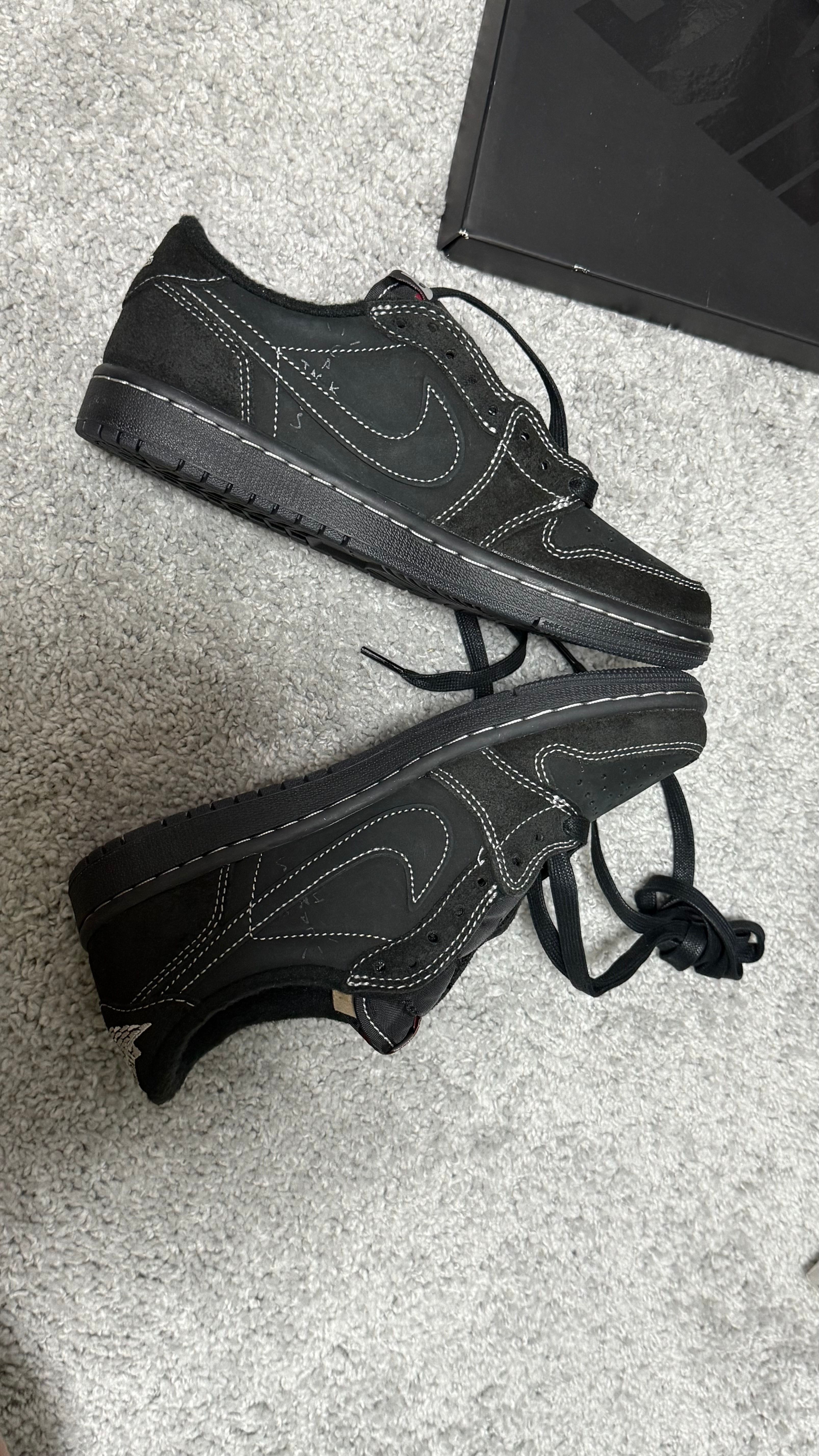 Travis Scott × Nike Air Jordan 1 Low OG SP "Black Phantom"