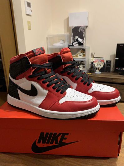 Nike Women's Air Jordan 1 High OG "Satin Red"