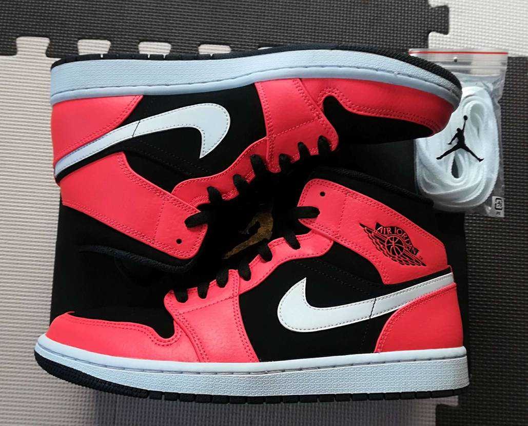 Nike Air Jordan 1 Mid "Infrared 23"